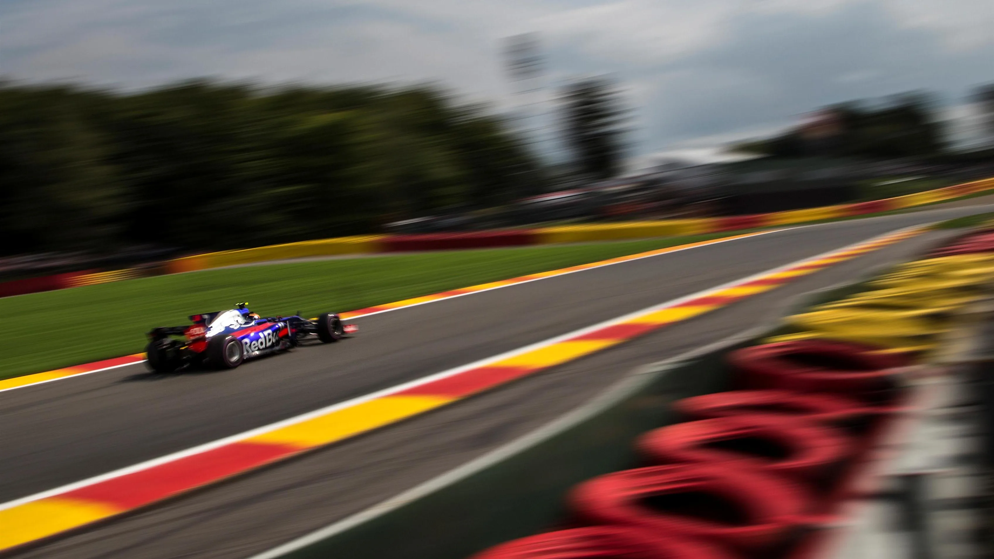 Carlos Sainz (ESP) Scuderia Toro Rosso STR12 at Formula One World Championship, Rd12, Belgian Grand Prix, Qualifying, Spa Francorchamps, Belgium, Saturday 26 August 2017. © Sutton Images