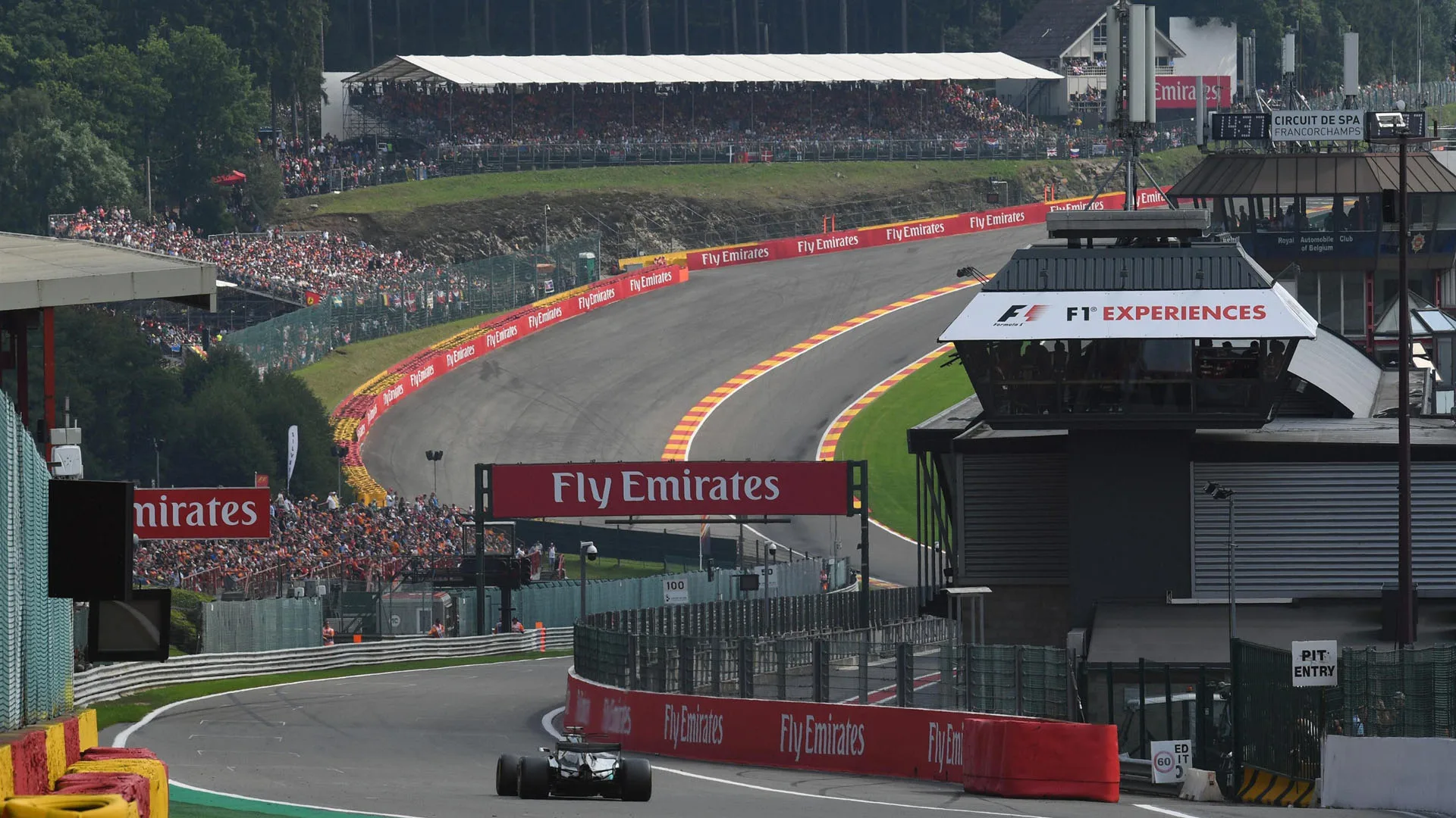 Lewis Hamilton (GBR) Mercedes-Benz F1 W08 Hybrid at Formula One World Championship, Rd12, Belgian