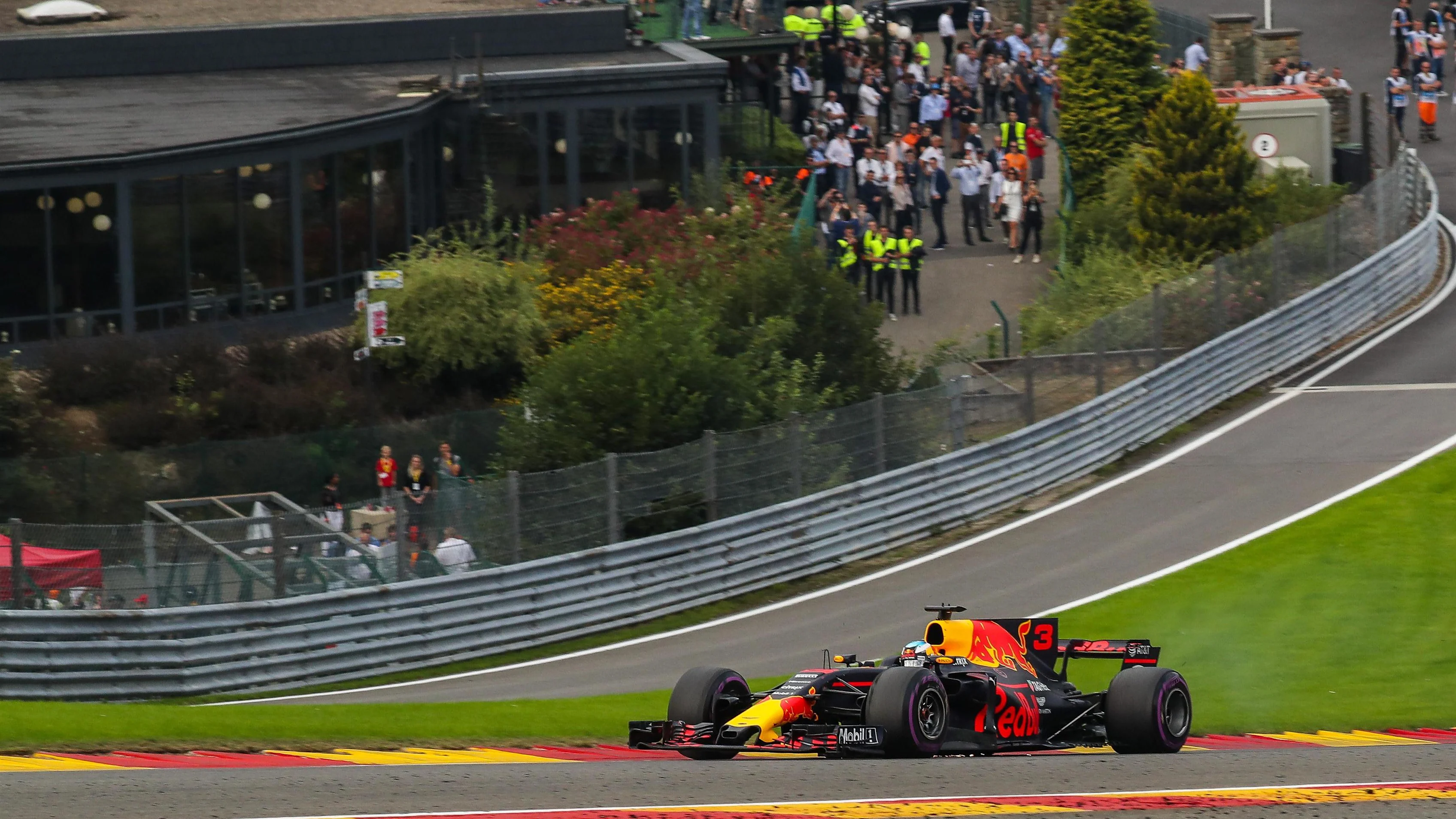 Daniel Ricciardo (AUS) Red Bull Racing RB13 at Formula One World Championship, Rd12, Belgian Grand