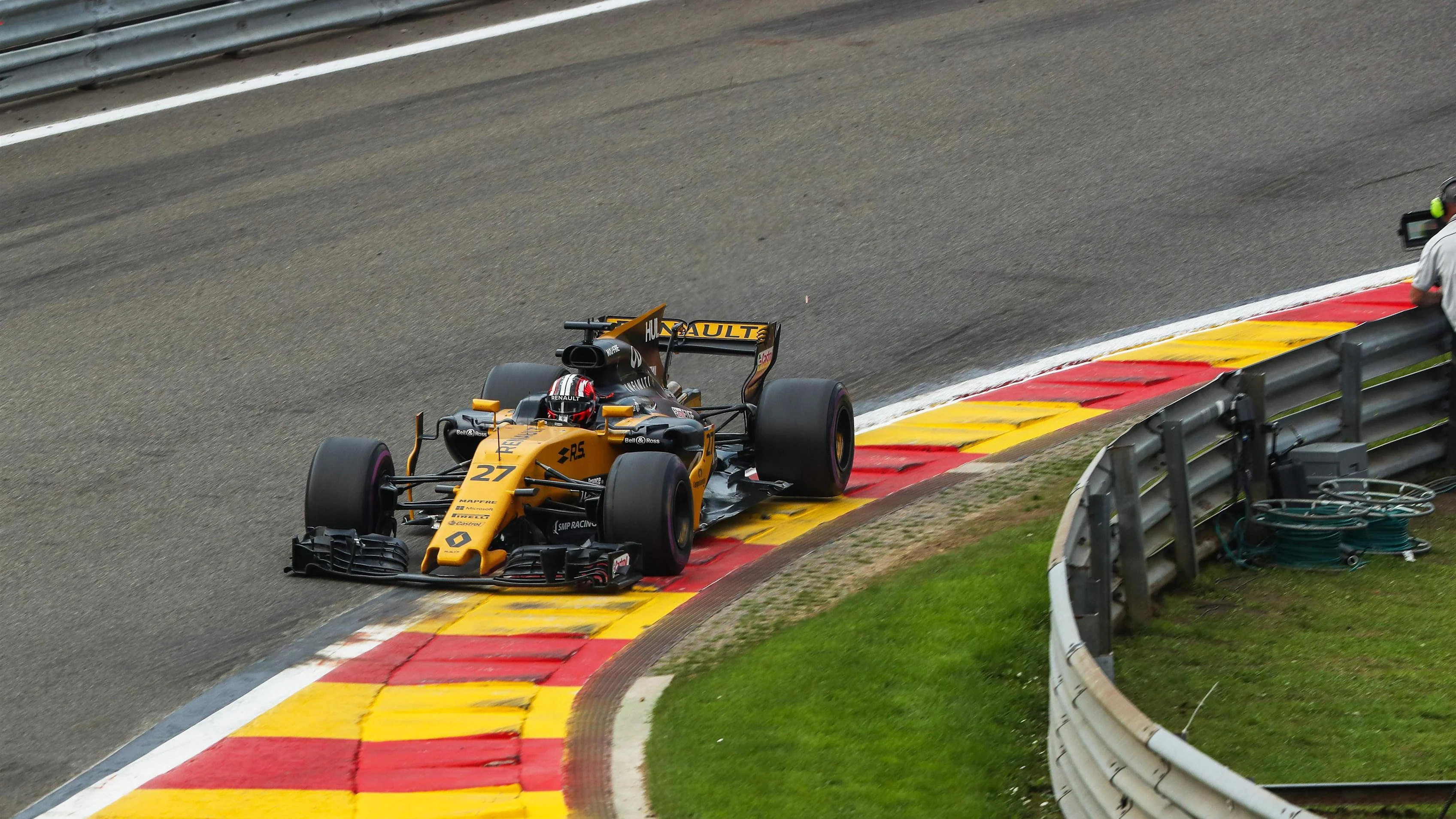 Nico Hulkenberg (GER) Renault Sport F1 Team RS17 at Formula One World Championship, Rd12, Belgian