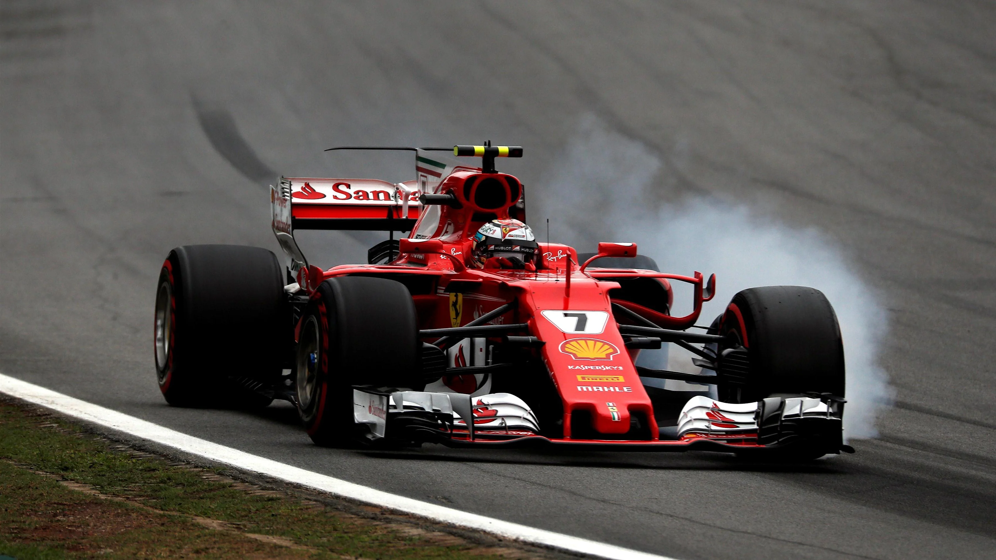 Kimi Raikkonen (FIN) Ferrari SF70-H locks up at Formula One World Championship, Rd19, Brazilian Grand Prix, Qualifying, Interlagos, Sao Paulo, Brazil, Saturday 11 November 2017. © Manuel Goria/Sutton Images