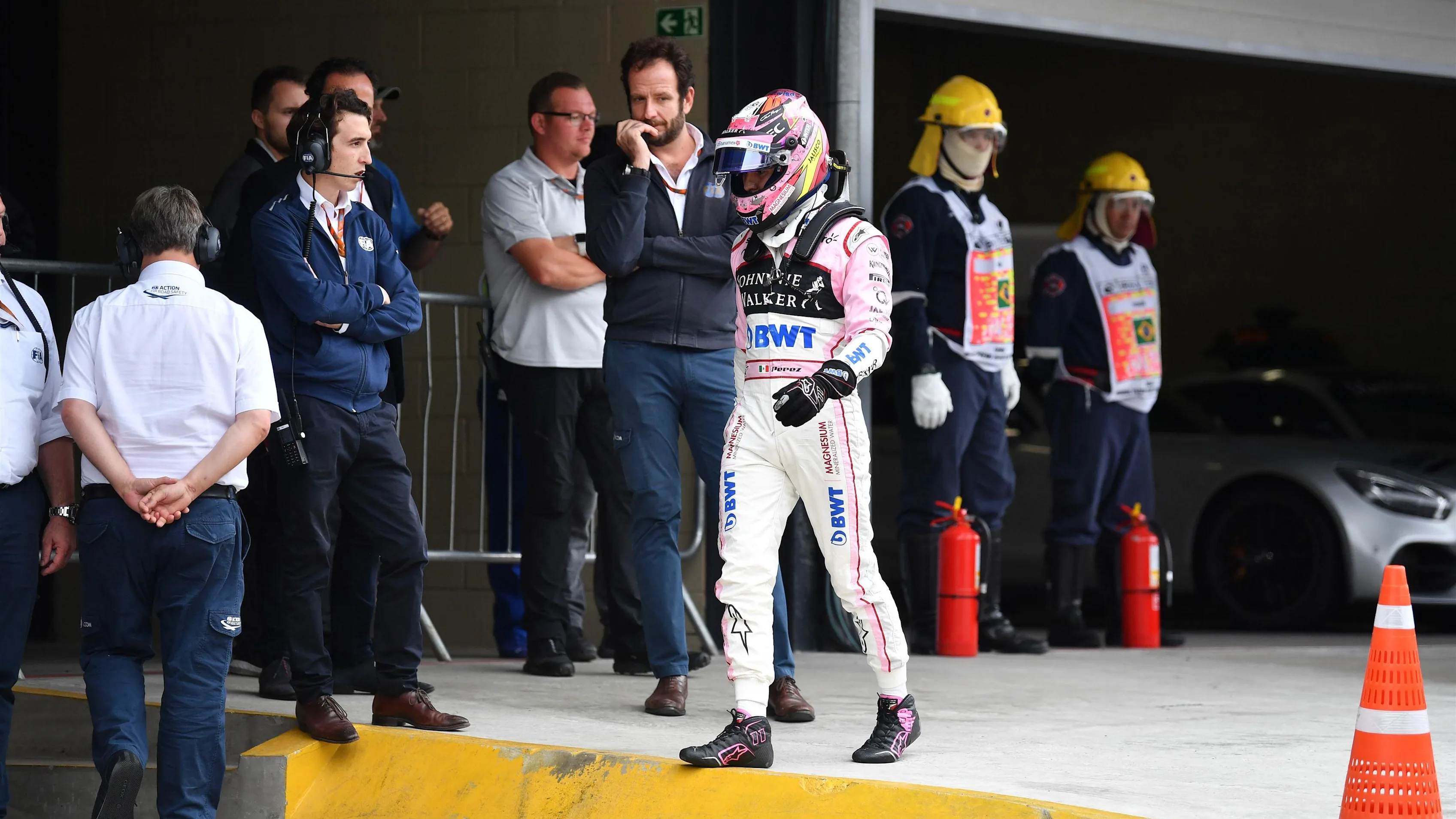 Sergio Perez (MEX) Force India in parc ferme at Formula One World Championship, Rd19, Brazilian Grand Prix, Qualifying, Interlagos, Sao Paulo, Brazil, Saturday 11 November 2017. © Mark Sutton/Sutton Images