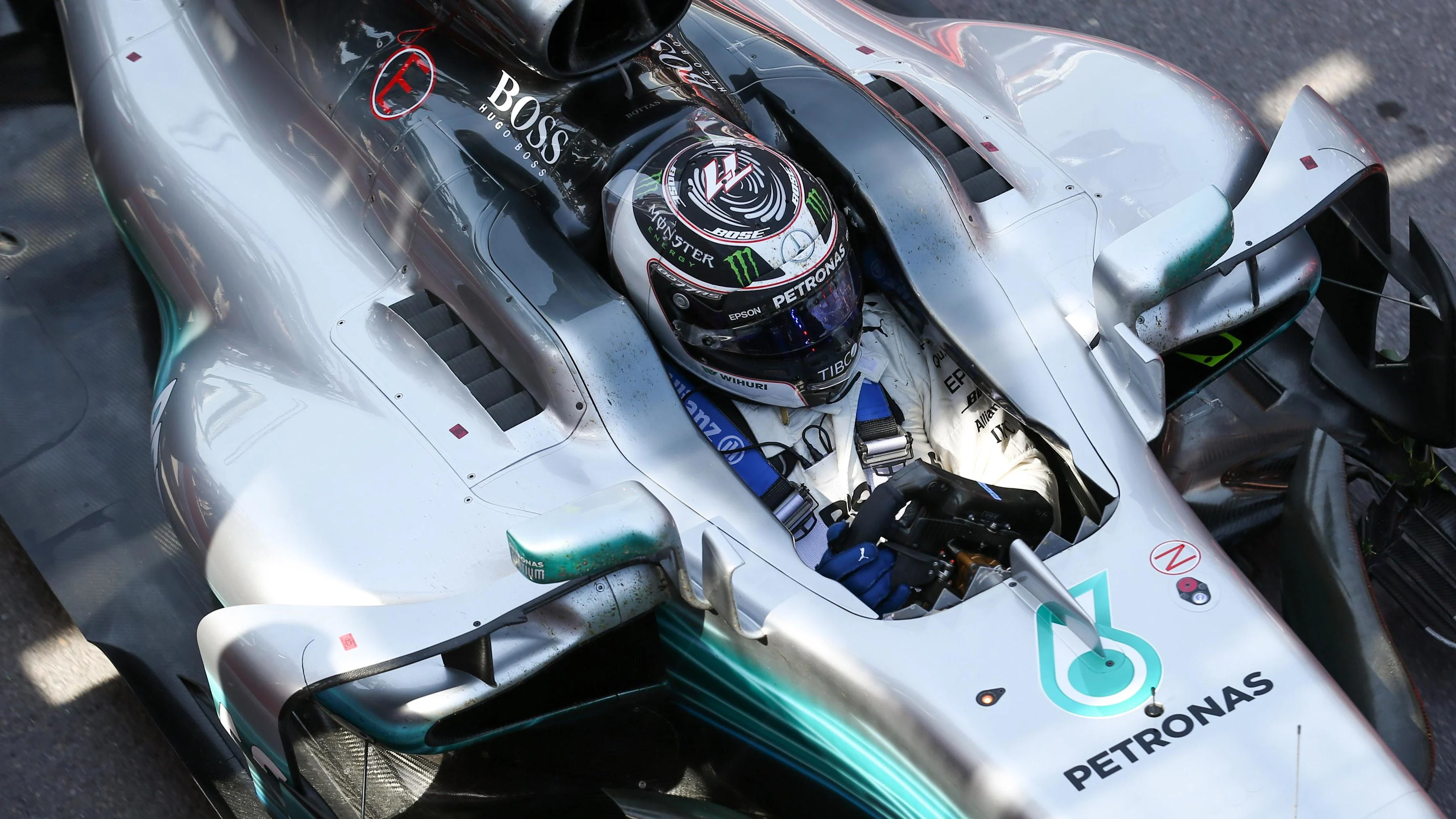Valtteri Bottas (FIN) Mercedes-Benz F1 W08 Hybrid arrives and celebrates in parc ferme at Formula