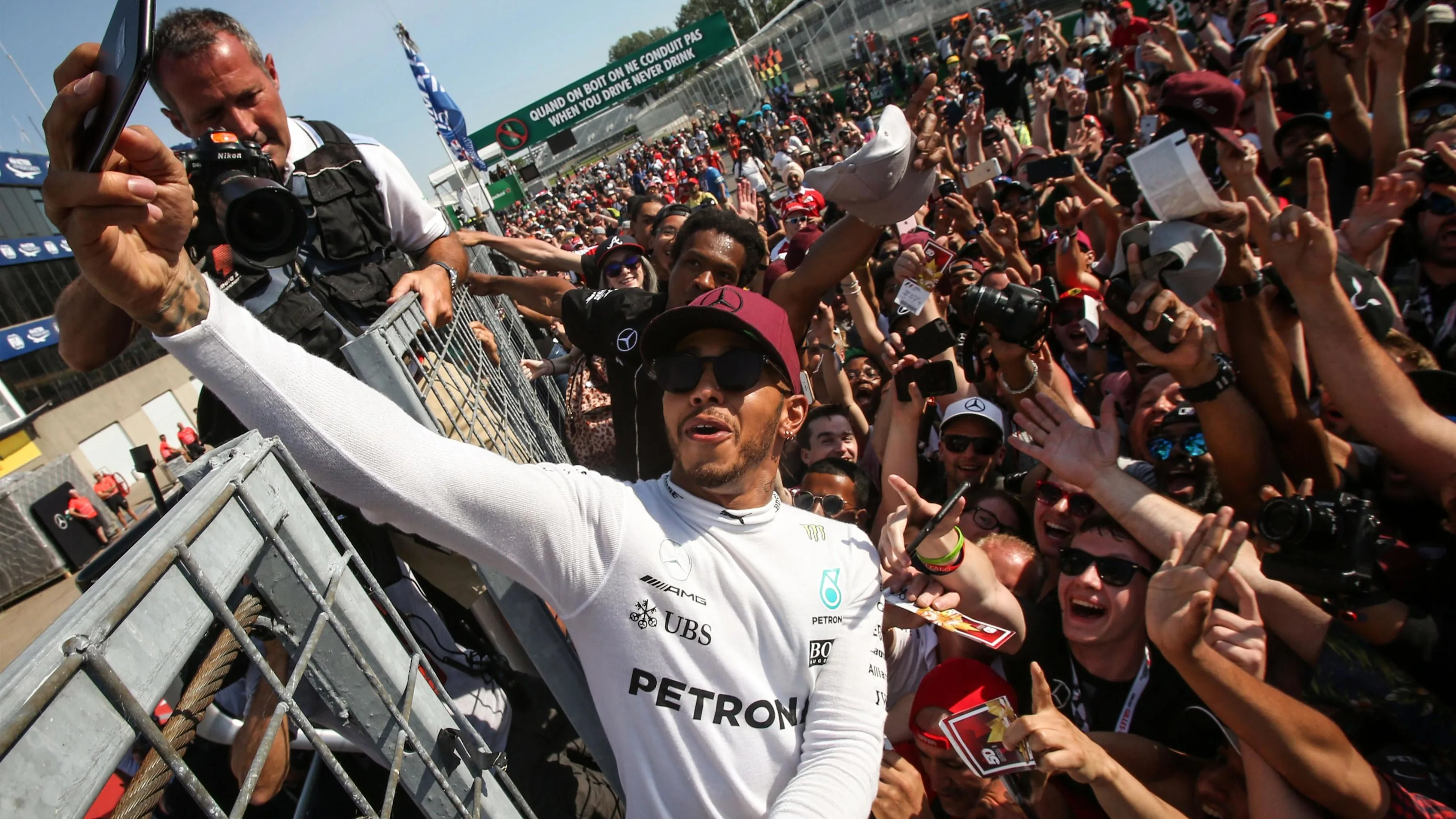 Race winner Lewis Hamilton (GBR) Mercedes AMG F1 celebrates with the fans at Formula One World Championship, Rd7, Canadian Grand Prix, Race, Montreal, Canada, Sunday 11 June 2017. © Sutton Motorsport Images