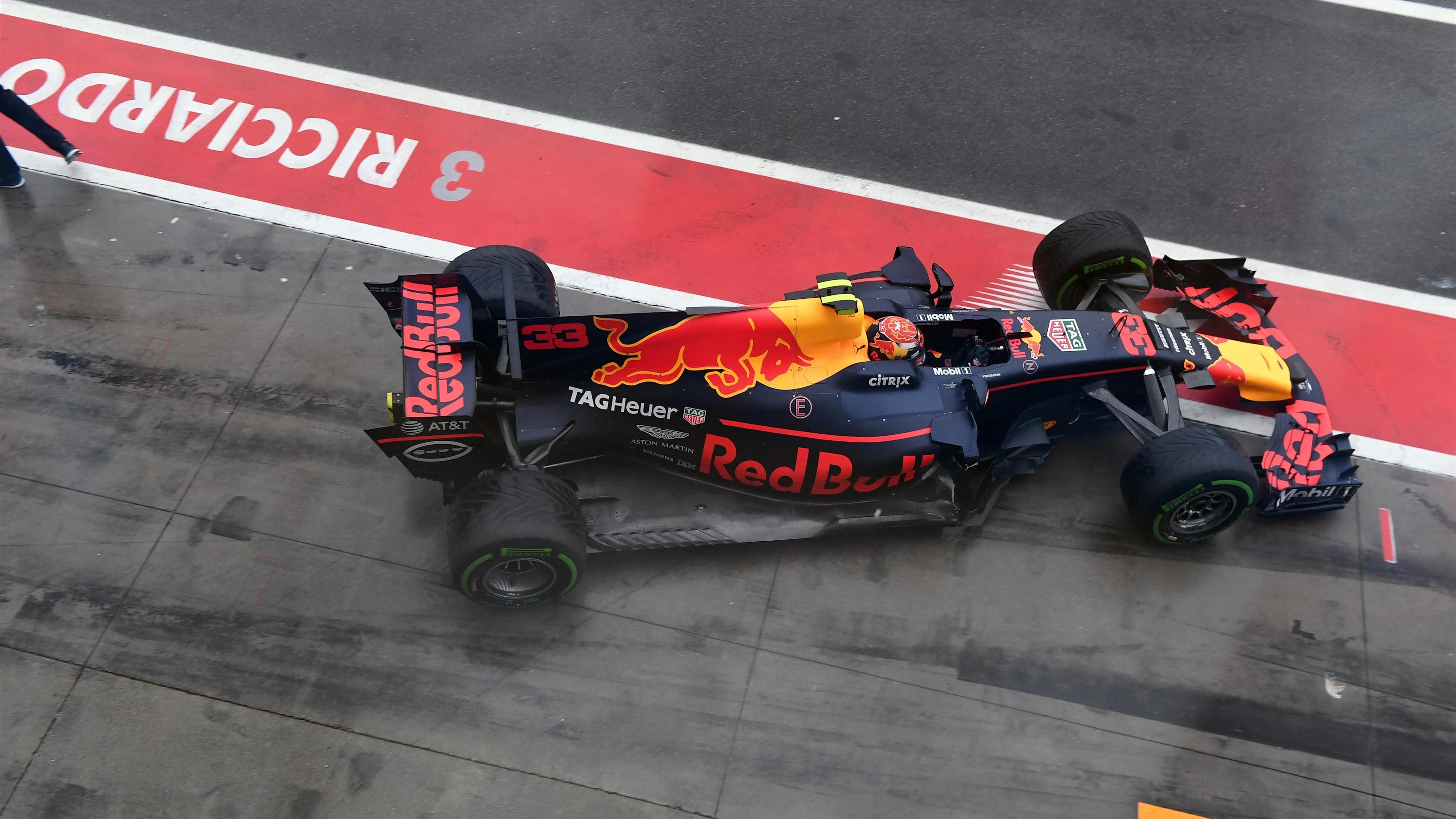Max Verstappen (NED) Red Bull Racing RB13 at Formula One World Championship, Rd13, Italian Grand Prix, Qualifying, Monza, Italy, Saturday 2 September 2017. © Sutton Images
