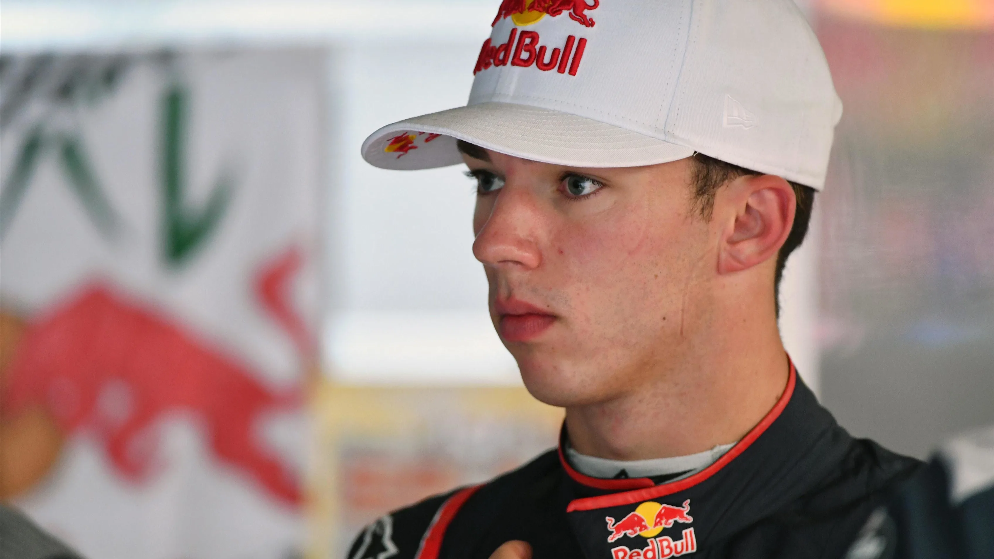 Pierre Gasly (FRA) Scuderia Toro Rosso at Formula One World Championship, Rd16, Japanese Grand Prix, Practice, Suzuka, Japan, Friday 6 October 2017. © Mark Sutton/Sutton Images