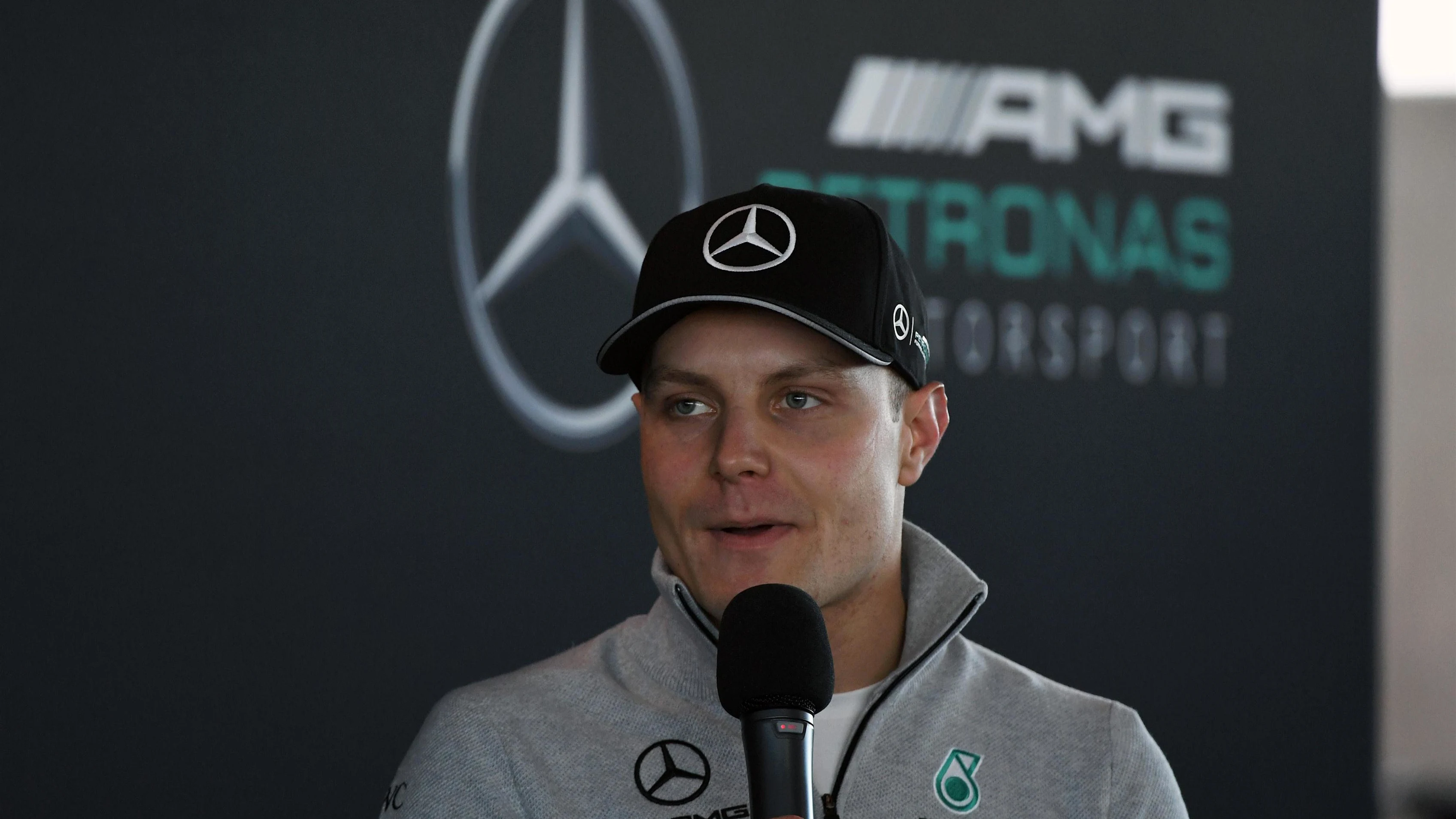 Mercedes-Benz F1 W08 Hybrid