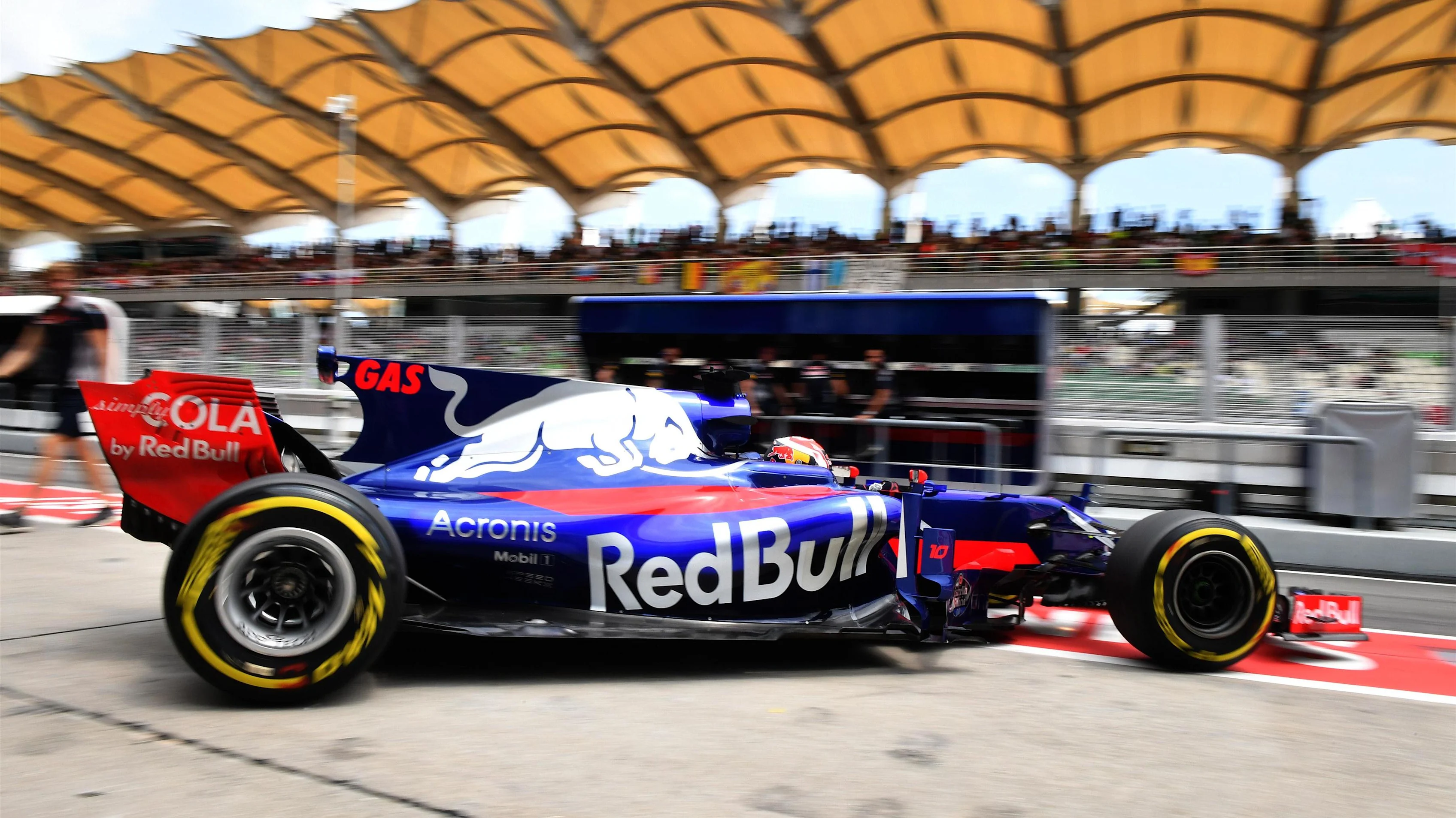 Pierre Gasly (FRA) Scuderia Toro Rosso STR12 at Formula One World Championship, Rd15, Malaysian Grand Prix, Qualifying, Sepang, Malaysia, Saturday 30 September 2017. © Mark Sutton/Sutton Images