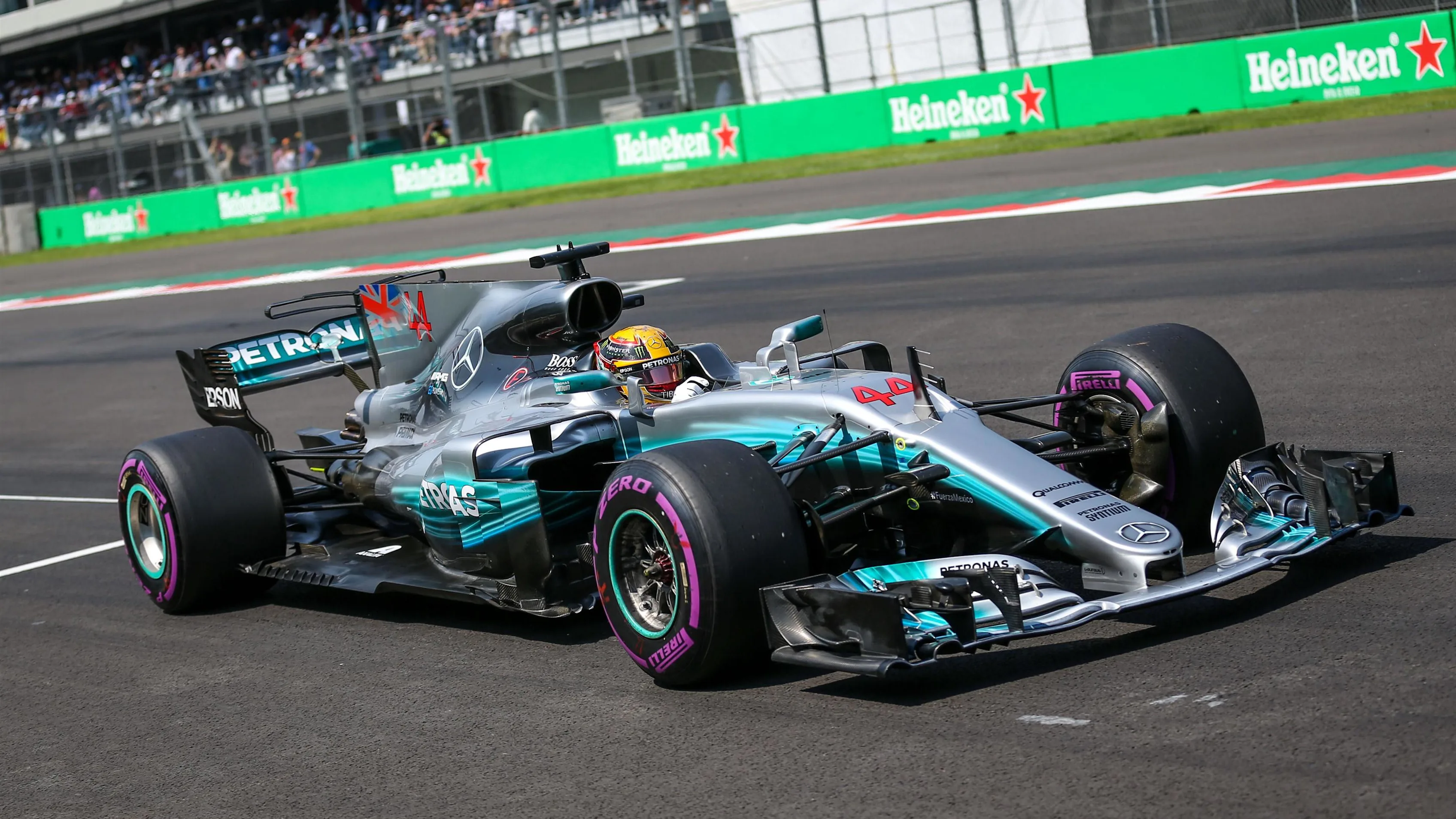 Lewis Hamilton (GBR) Mercedes-Benz F1 W08 Hybrid at Formula One World Championship, Rd18, Mexican Grand Prix, Qualifying, Circuit Hermanos Rodriguez, Mexico City, Mexico, Saturday 28 October 2017. © Mirko Stange/Sutton Images