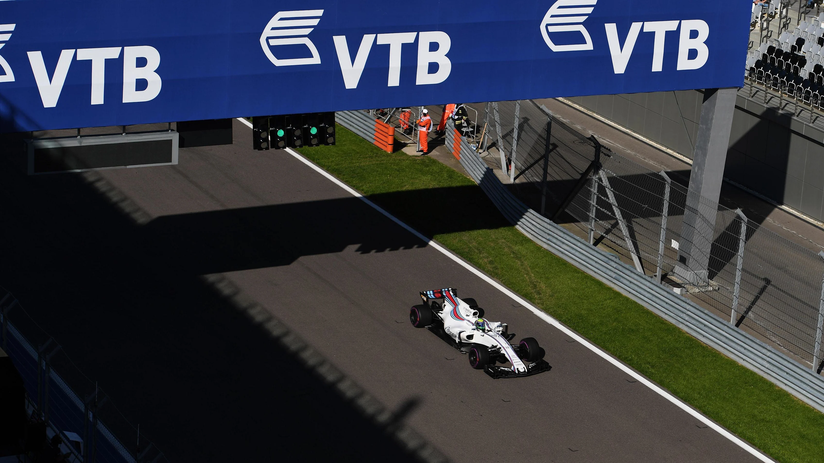 Felipe Massa (BRA) Williams FW40 at Formula One World Championship, Rd4, Russian Grand Prix, Practice, Sochi Autodrom, Sochi, Krasnodar Krai, Russia, Friday 28 April 2017. © Sutton Motorsport Images