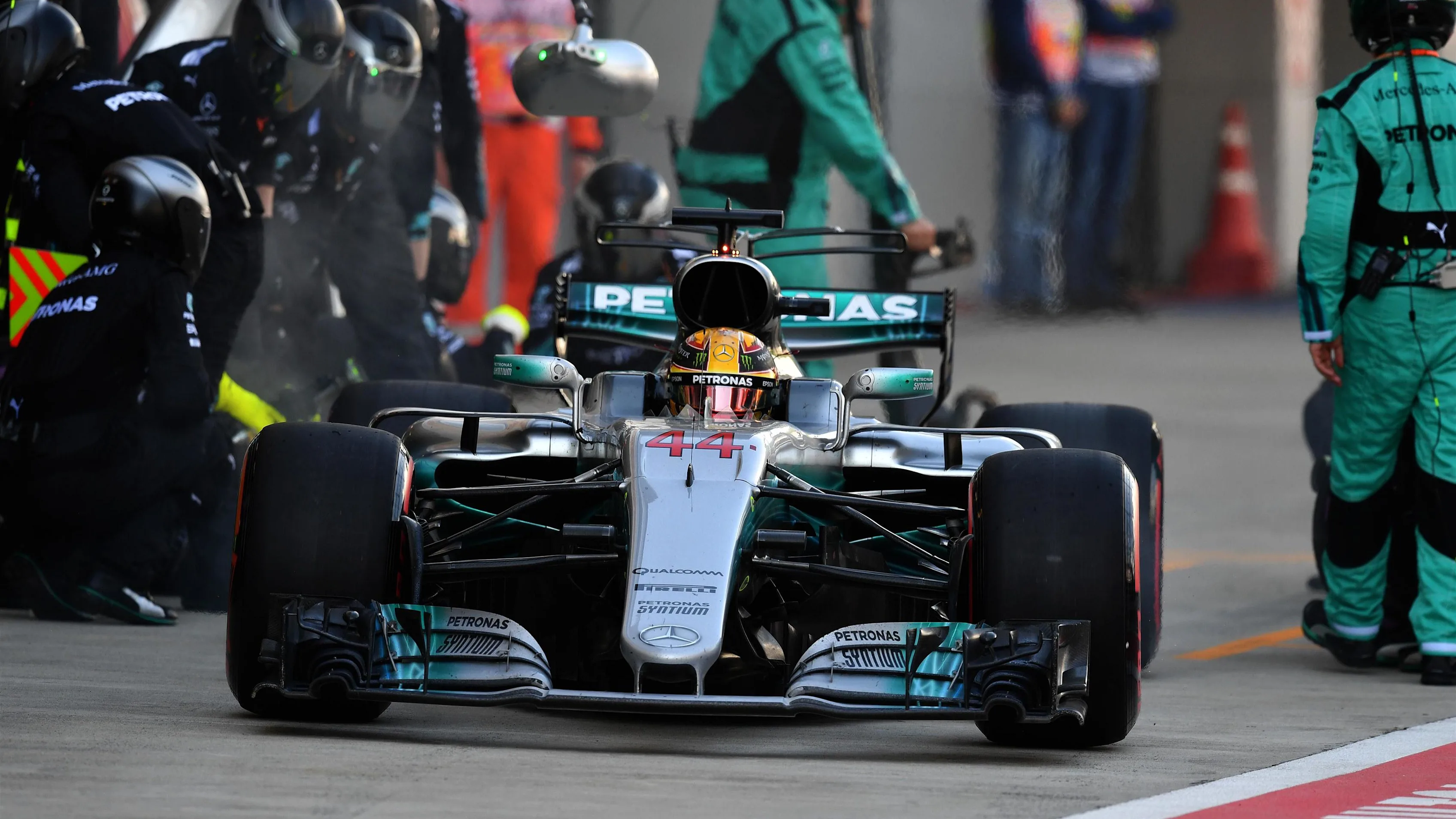 Lewis Hamilton (GBR) Mercedes-Benz F1 W08 Hybrid PIT STOP at Formula One World Championship, Rd4,