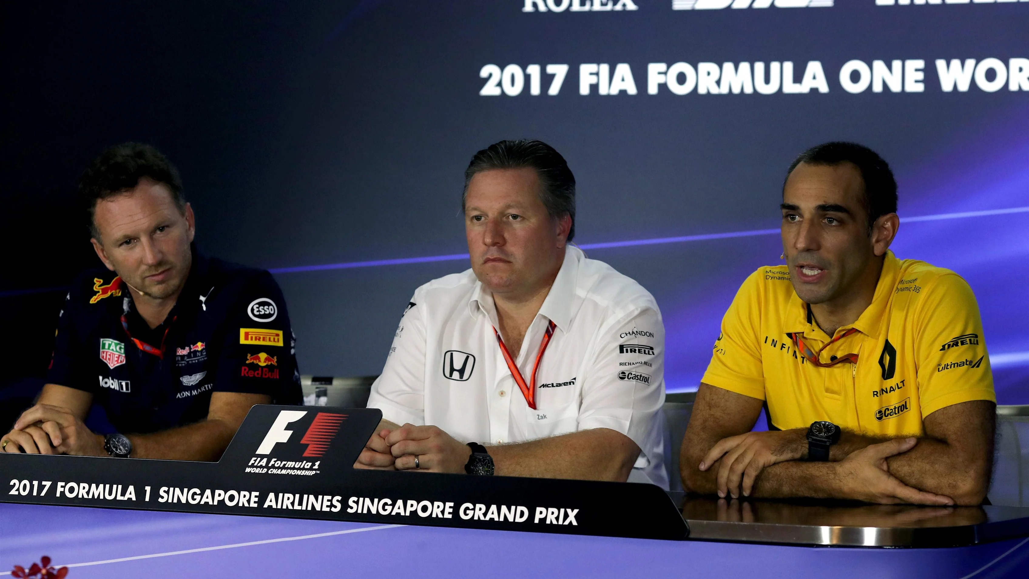 Christian Horner (GBR) Red Bull Racing Team Principal, Zak Brown (USA) McLaren Executive Director