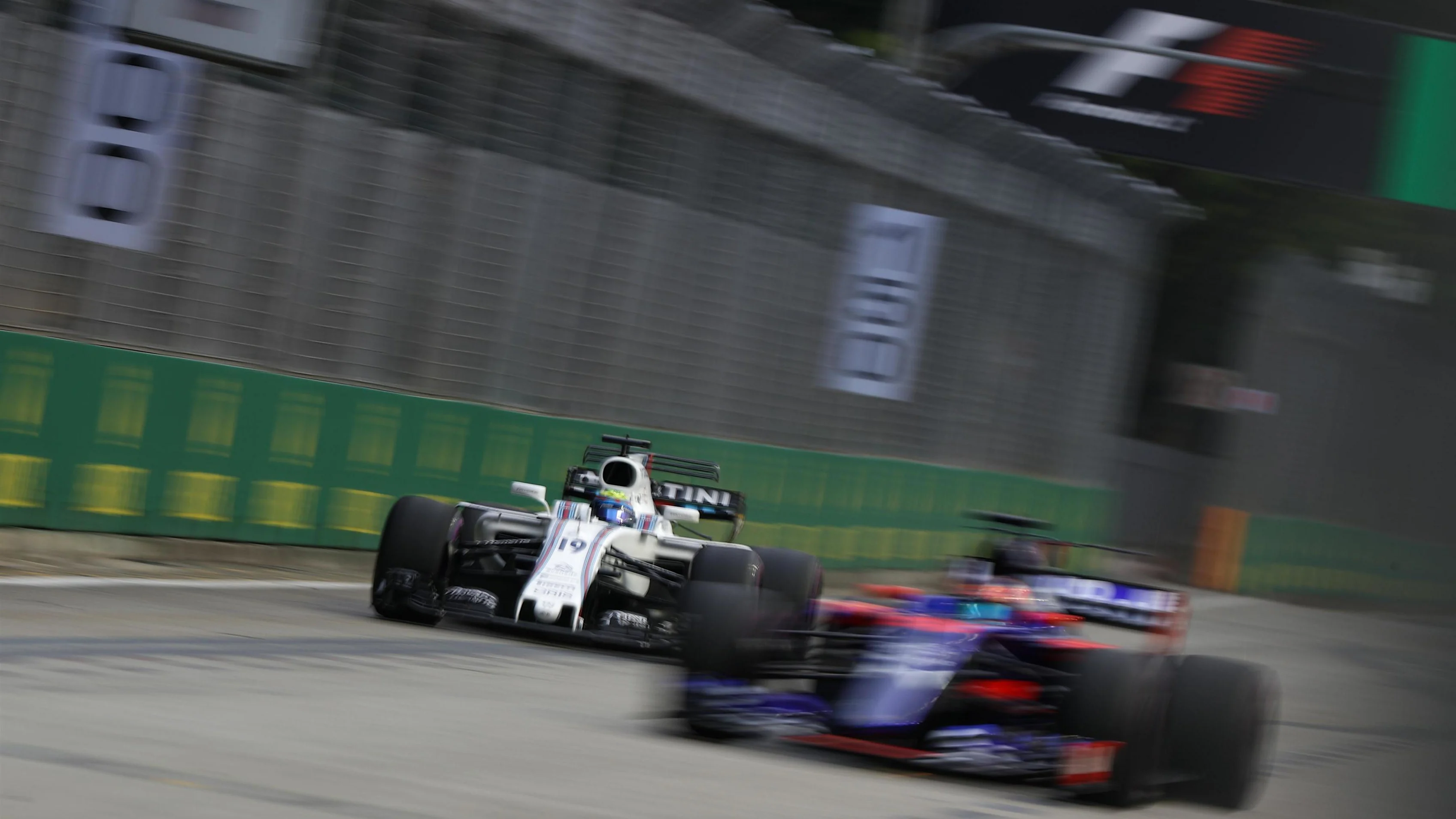 Felipe Massa (BRA) Williams FW40 at Formula One World Championship, Rd14, Singapore Grand Prix, Practice, Marina Bay Street Circuit, Singapore, Friday 15 September 2017. © Sutton Images