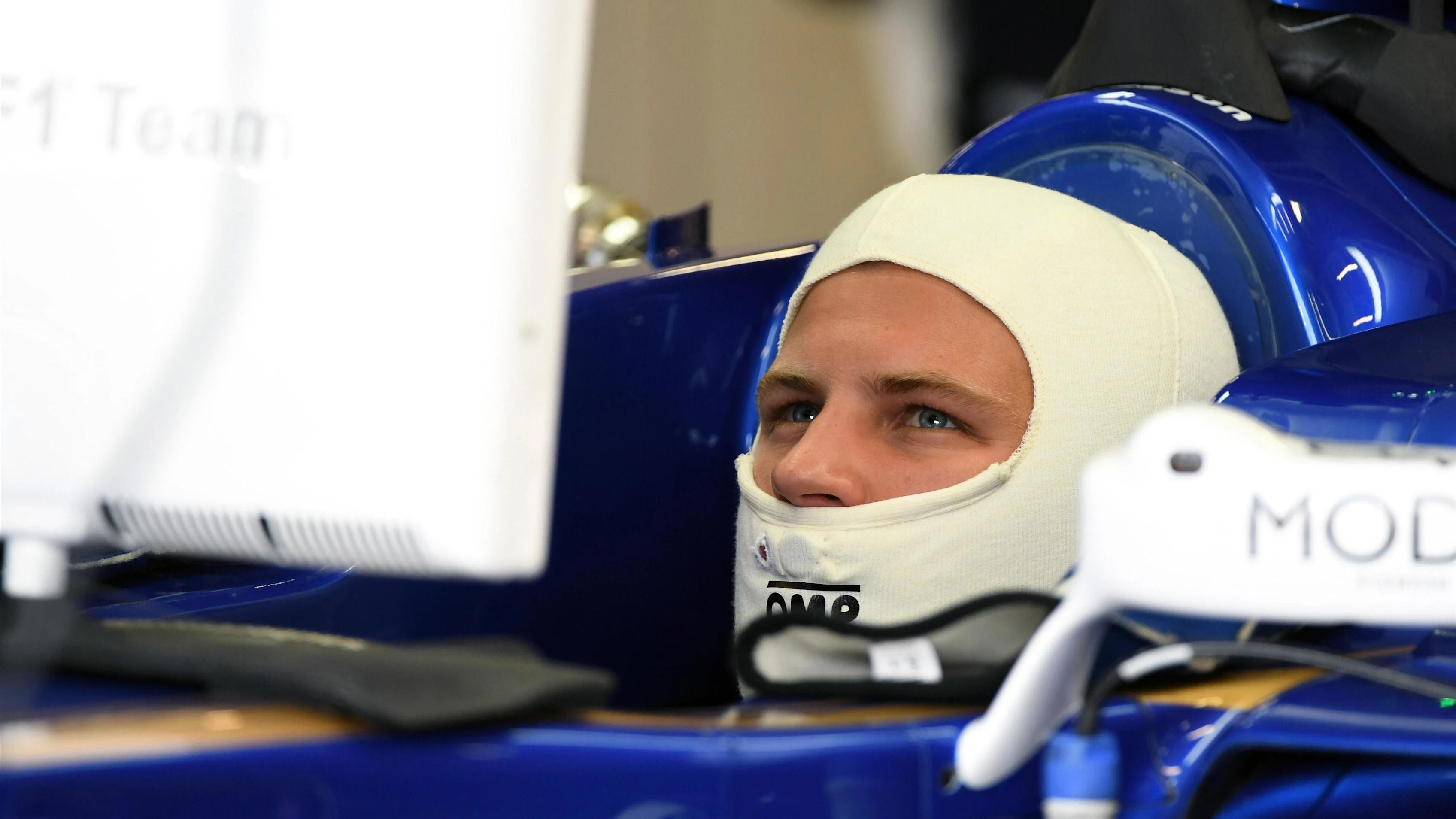 Marcus Ericsson (SWE) Sauber C36 at Formula One World Championship, Rd14, Singapore Grand Prix, Practice, Marina Bay Street Circuit, Singapore, Friday 15 September 2017. © Sutton Images