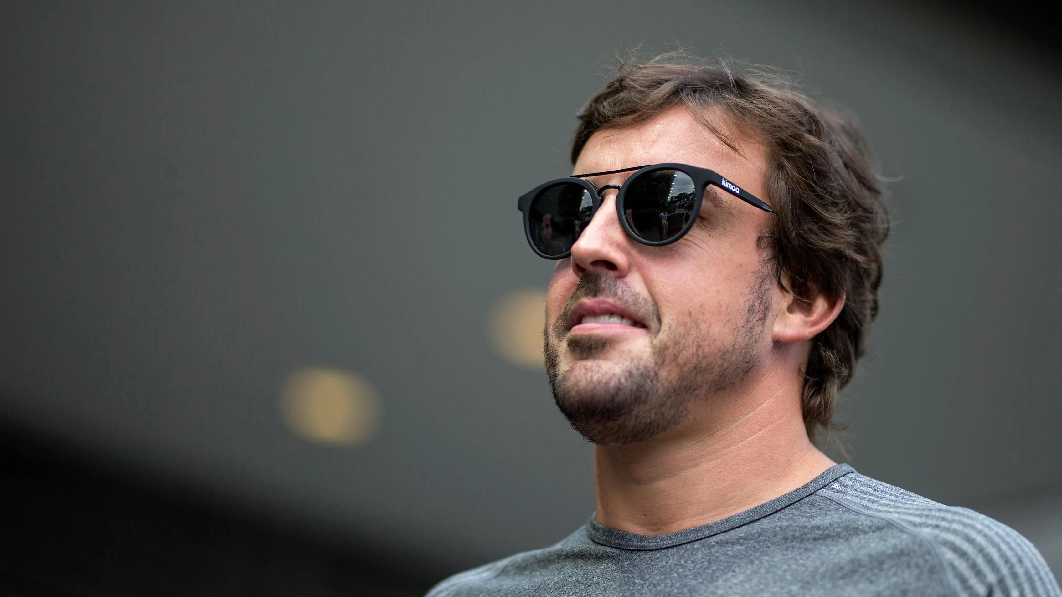 Fernando Alonso (ESP) McLaren at Formula One World Championship, Rd14, Singapore Grand Prix,