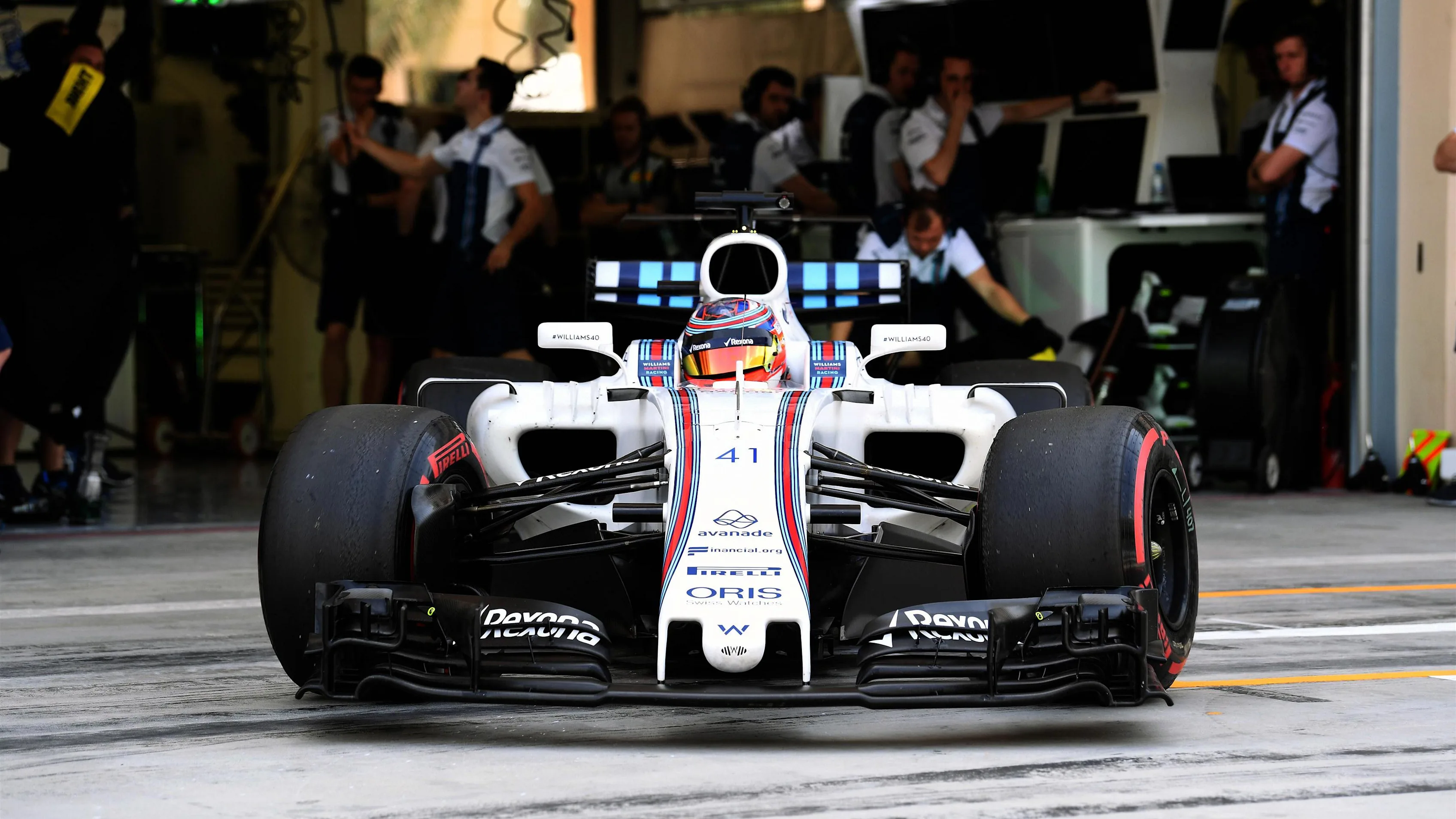 Gary Paffett (GBR) Williams FW40 at Formula One Testing, Day Two, Bahrain International Circuit, Sakhir, Bahrain, Wednesday 19 April 2017. © Sutton Motorsport Images