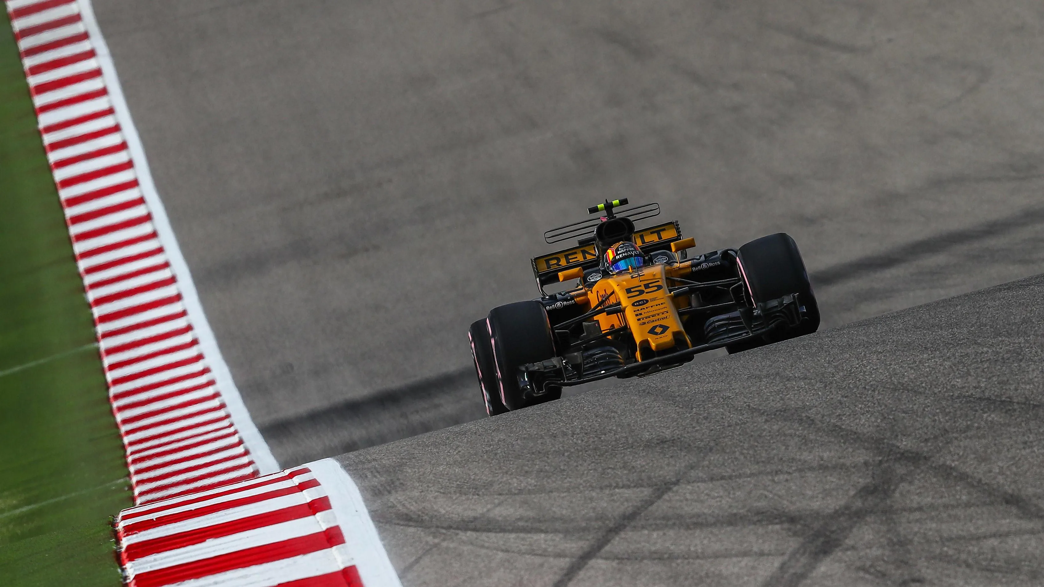 Carlos Sainz jr (ESP) Renault Sport F1 Team RS17 at Formula One World Championship, Rd17, United