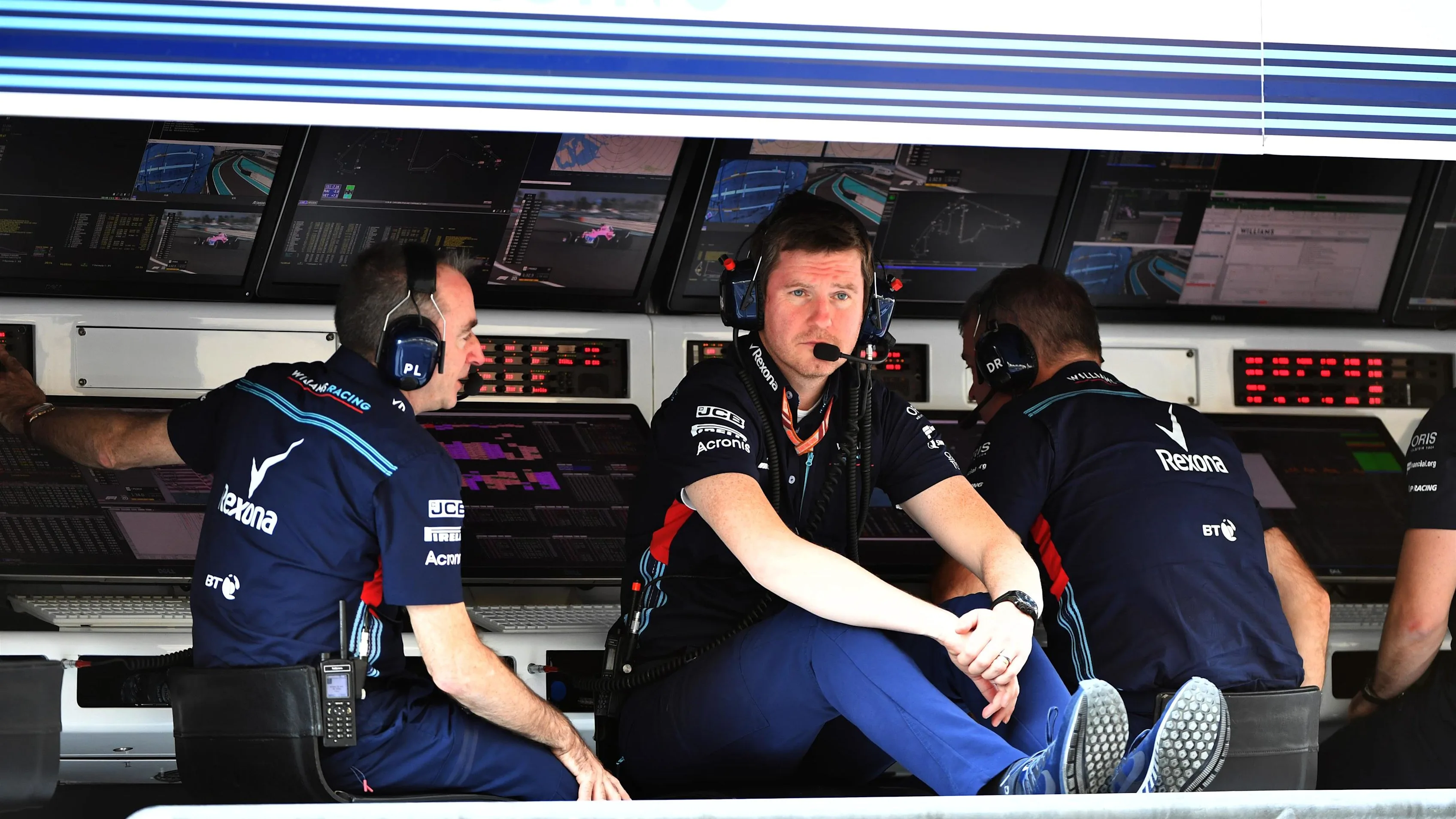 Paddy Lowe, Williams Shareholder and Technical Director and Rob Smedley, Williams Head of Vehicle