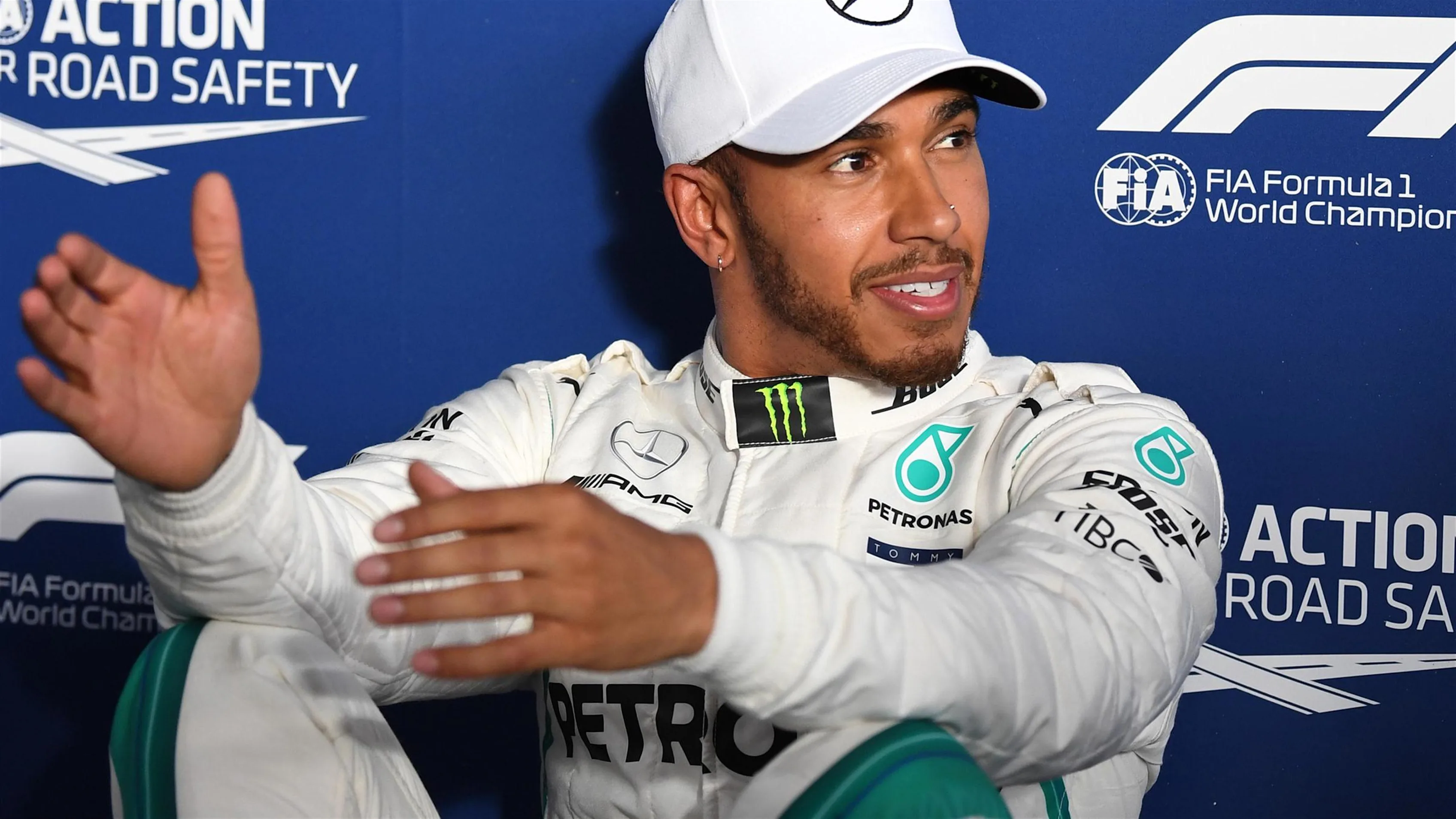 Clouds and skyline at Formula One World Championship, Rd1, Australian Grand Prix, Qualifying, Melbourne, Australia, Saturday 24 March 2018. © Glenn Dunbar/LAT/Sutton Images