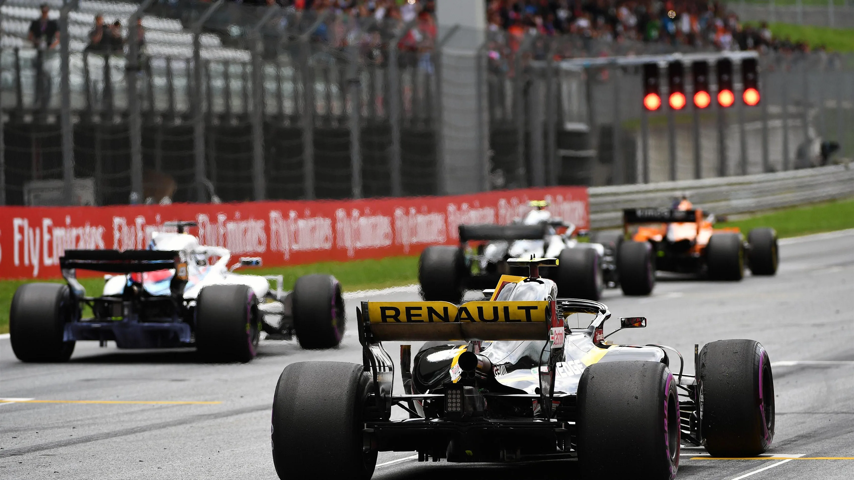 Carlos Sainz jr (ESP) Renault Sport F1 Team RS18 at Formula One World Championship, Rd9, Austrian