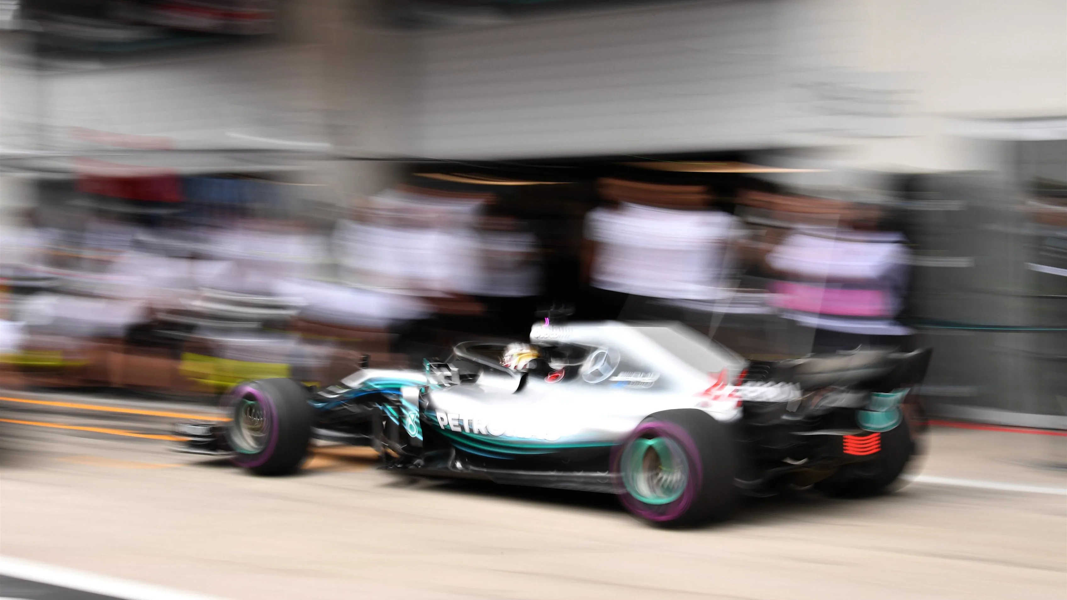 Lewis Hamilton (GBR) Mercedes-AMG F1 W09 EQ Power+ at Formula One World Championship, Rd9, Austrian Grand Prix, Practice, Spielberg, Austria, Friday 29 June 2018. © Mark Sutton/Sutton Images