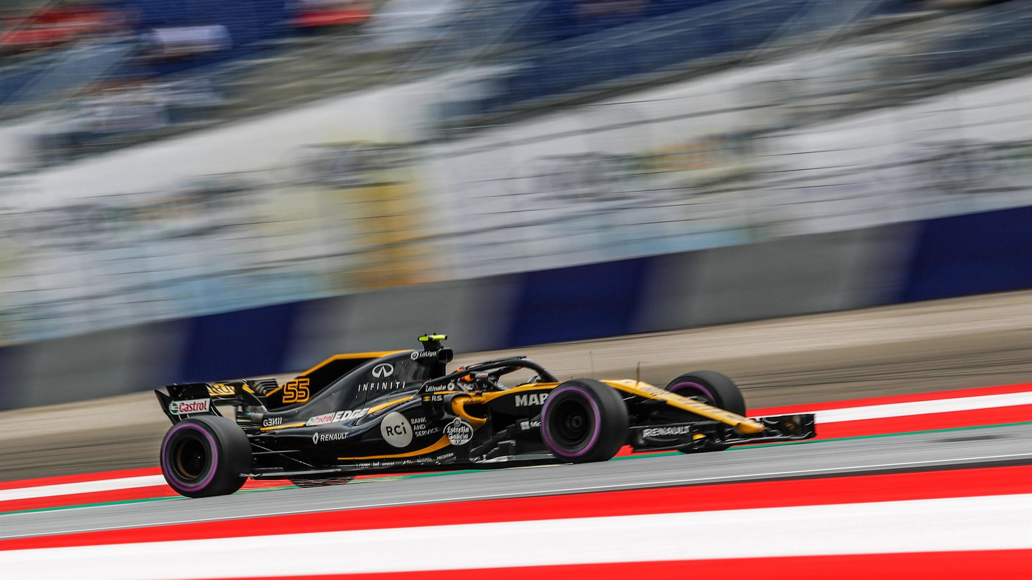 Carlos Sainz (ESP) Renault Sport F1 Team RS18 at Formula One World Championship, Rd9, Austrian Grand Prix, Qualifying, Spielberg, Austria, Saturday 30 June 2018. © Manuel Goria/Sutton Images