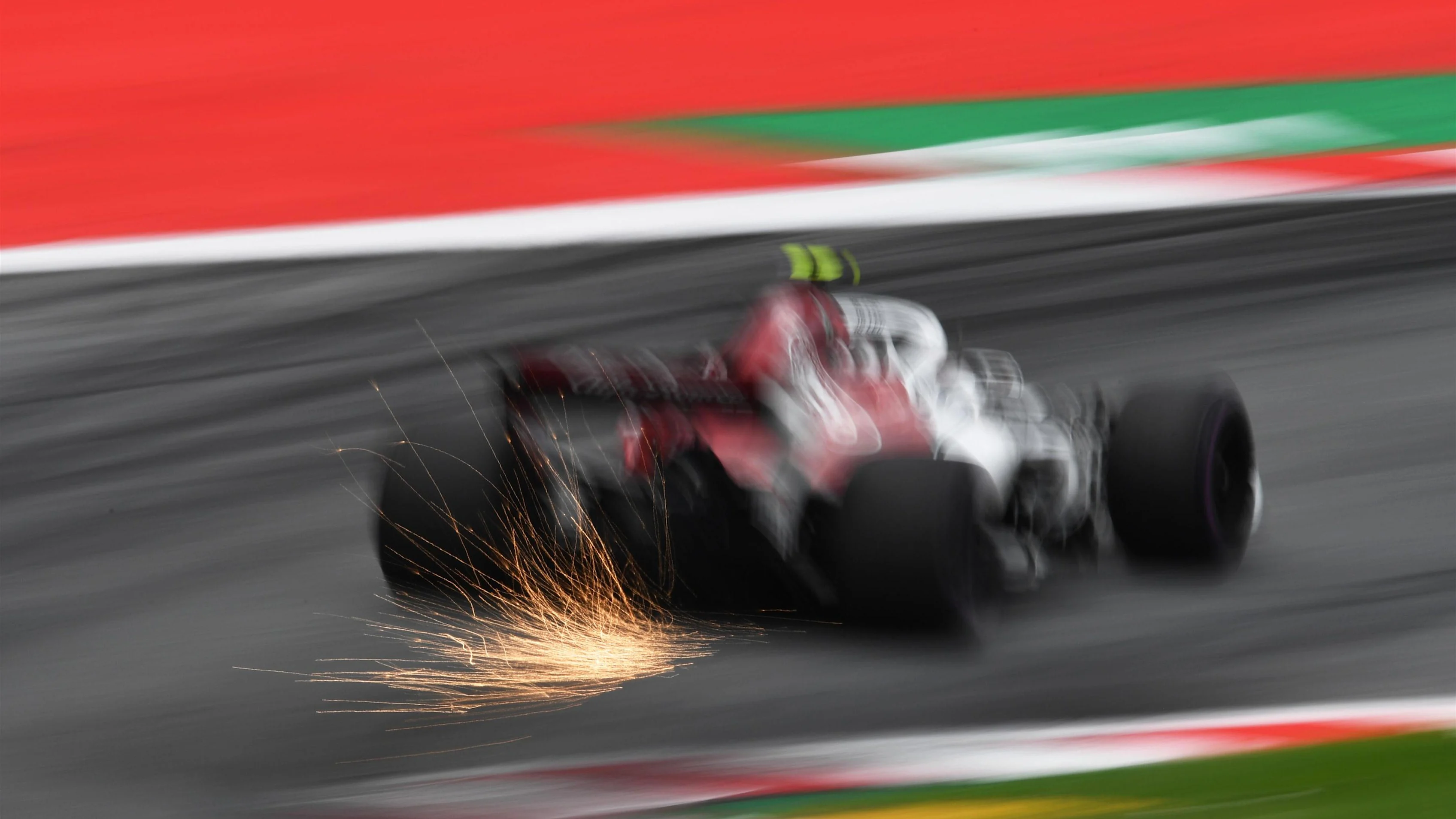 Charles Leclerc (MON) Alfa Romeo Sauber C37 sparks at Formula One World Championship, Rd9, Austrian Grand Prix, Qualifying, Spielberg, Austria, Saturday 30 June 2018. © Mark Sutton/Sutton Images