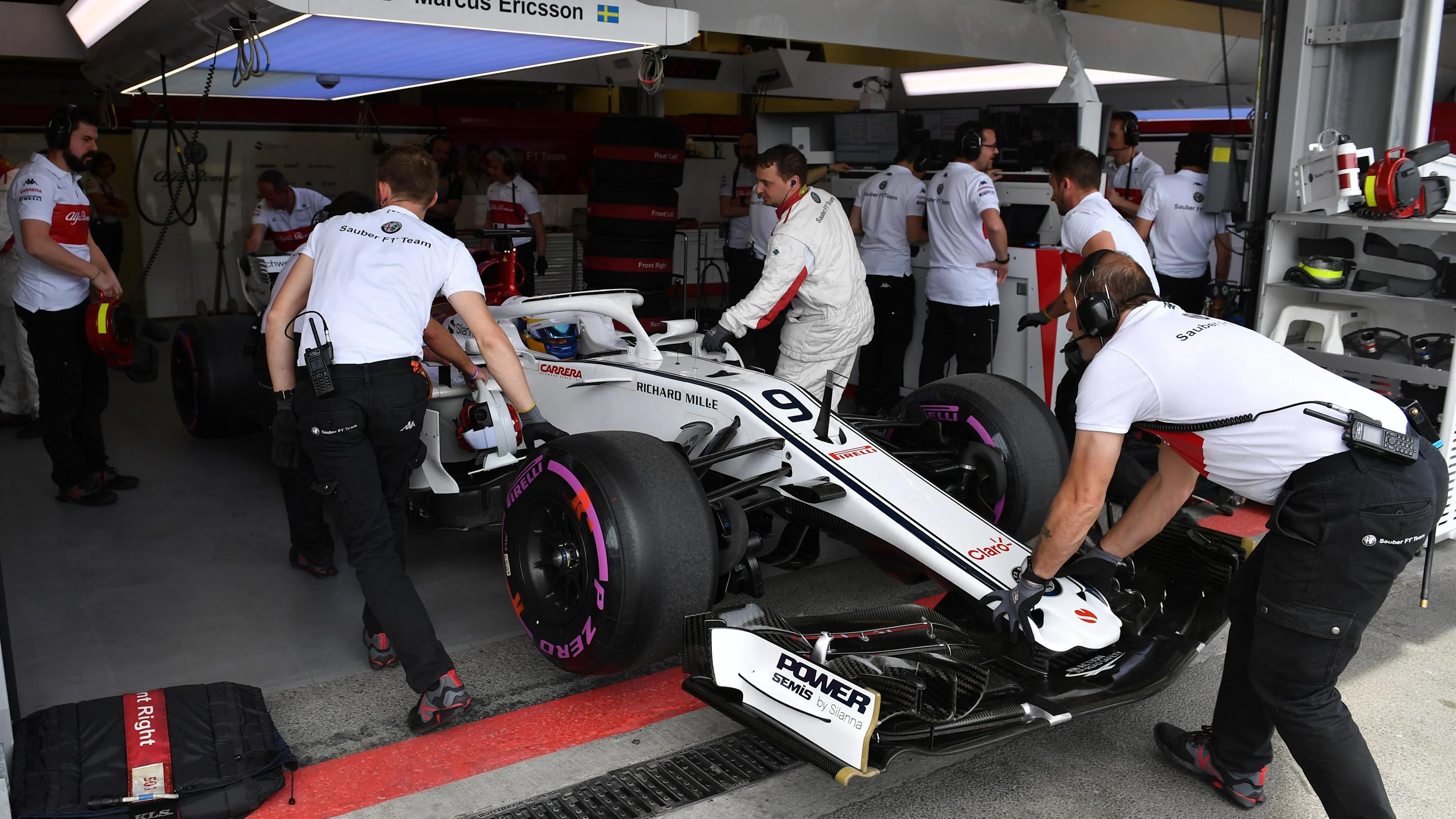 Marcus Ericsson (SWE) Alfa Romeo Sauber C37 at Formula One World Championship, Rd4, Azerbaijan Grand Prix, Practice, Baku City Circuit, Baku, Azerbaijan, Friday 27 April 2018. © Mark Sutton/Sutton Images