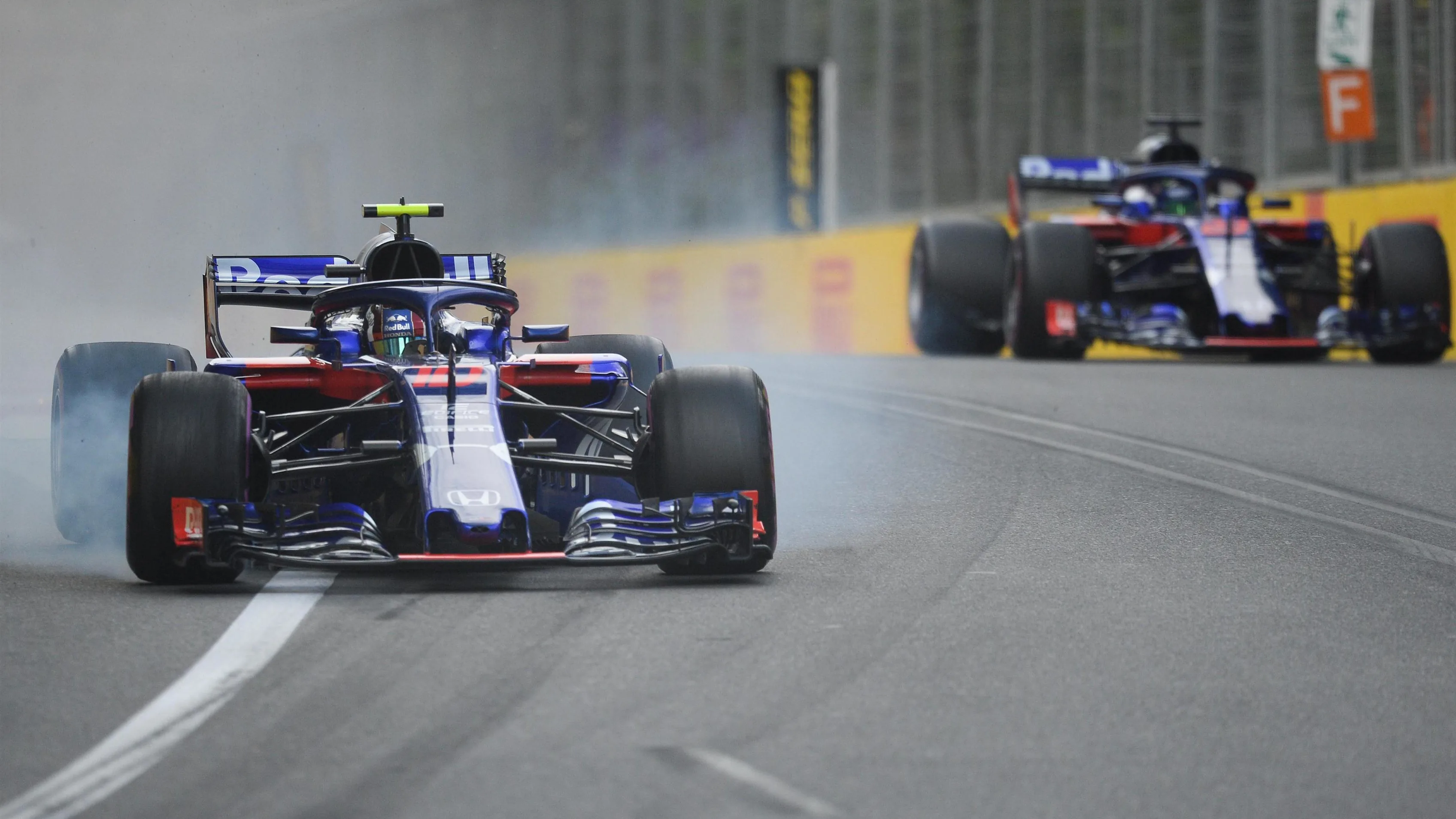 Pierre Gasly (FRA) Scuderia Toro Rosso STR13 Brendon Hartley (NZL) Scuderia Toro Rosso STR13 at F1 World Championship, Rd4, Azerbaijan Grand Prix, Qualifying, Baku City Circuit, Baku, Azerbaijan, Saturday 28 April 2018. © Simon Galloway/Sutton Images