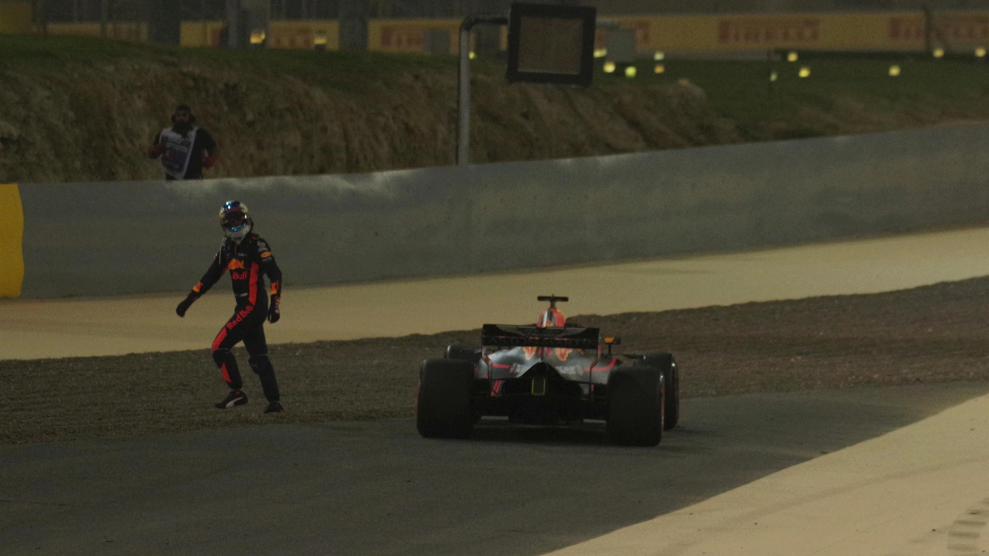 Race retiree Daniel Ricciardo (AUS) Red Bull Racing at Formula One World Championship, Rd2, Bahrain Grand Prix, Race, Bahrain International Circuit, Sakhir, Bahrain, Sunday 8 April 2018. © Michael Memmler/Sutton Images