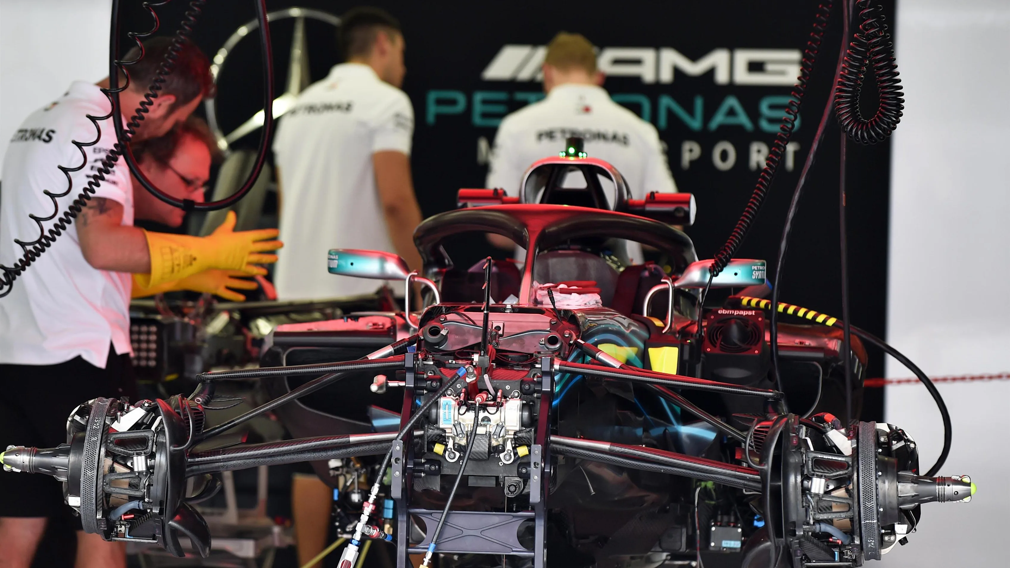 Mercedes-AMG F1 W09 EQ Power+ in the garage at Formula One World Championship, Rd2, Bahrain Grand Prix, Preparations, Bahrain International Circuit, Sakhir, Bahrain, Thursday 5 April 2018. © Simon Galloway/Sutton Images