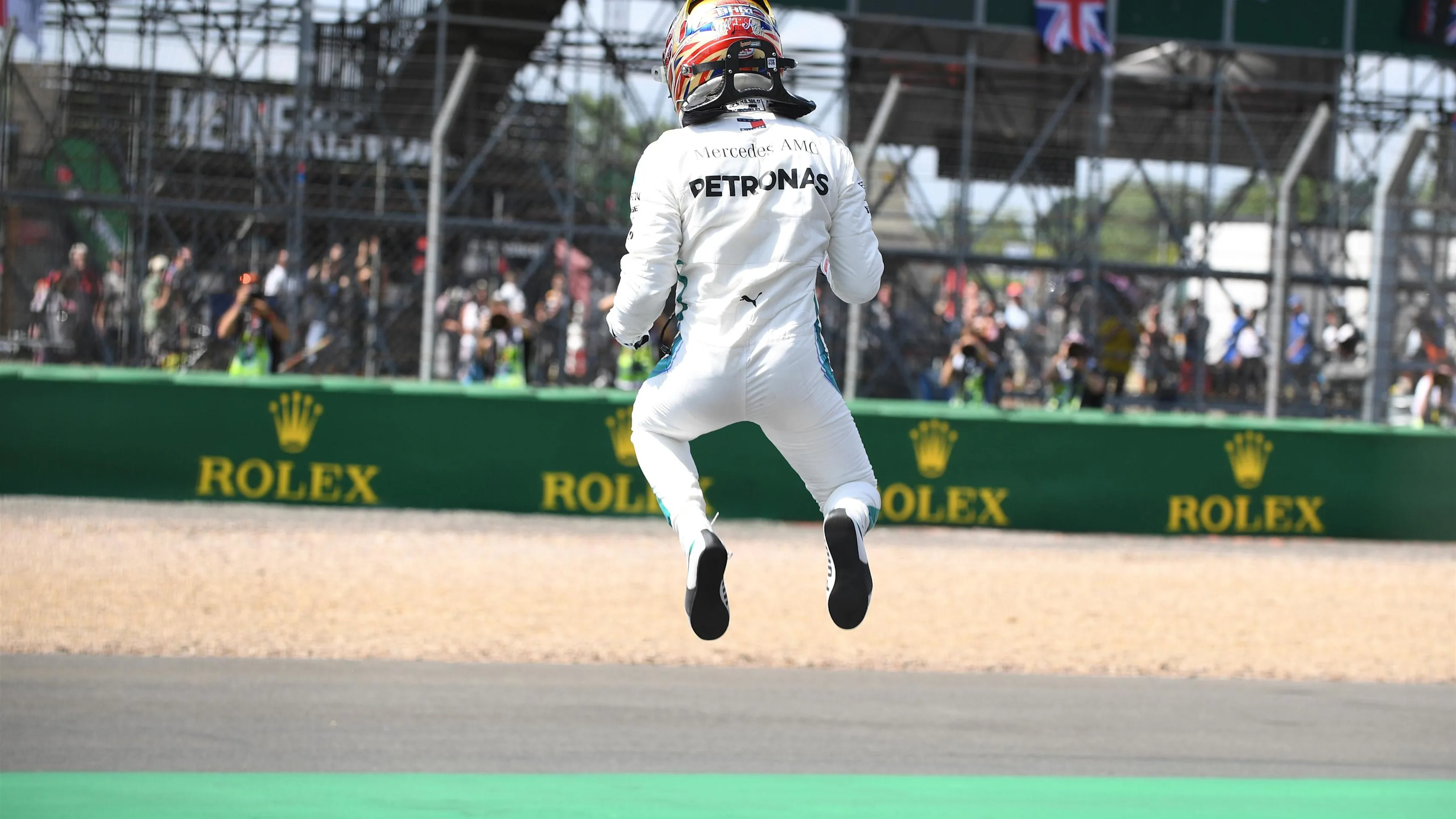 Pole sitter Lewis Hamilton (GBR) Mercedes-AMG F1 celebrates in parc ferme at Formula One World Championship, Rd10, British Grand Prix, Qualifying, Silverstone, England, Saturday 7 July 2018. © Simon Galloway/Sutton Images