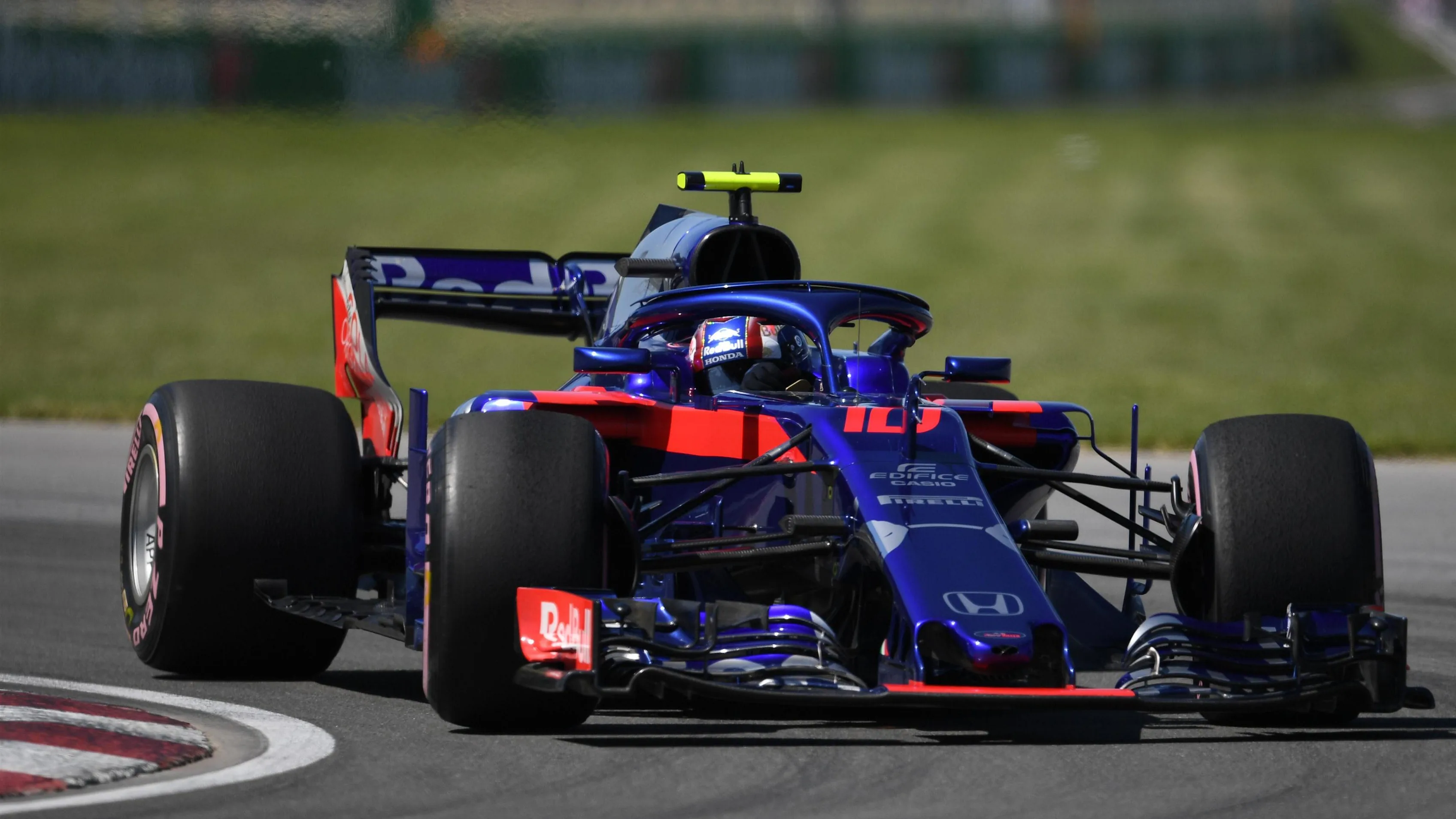 Pierre Gasly (FRA) Scuderia Toro Rosso STR13 at Formula One World Championship, Rd7, Canadian Grand