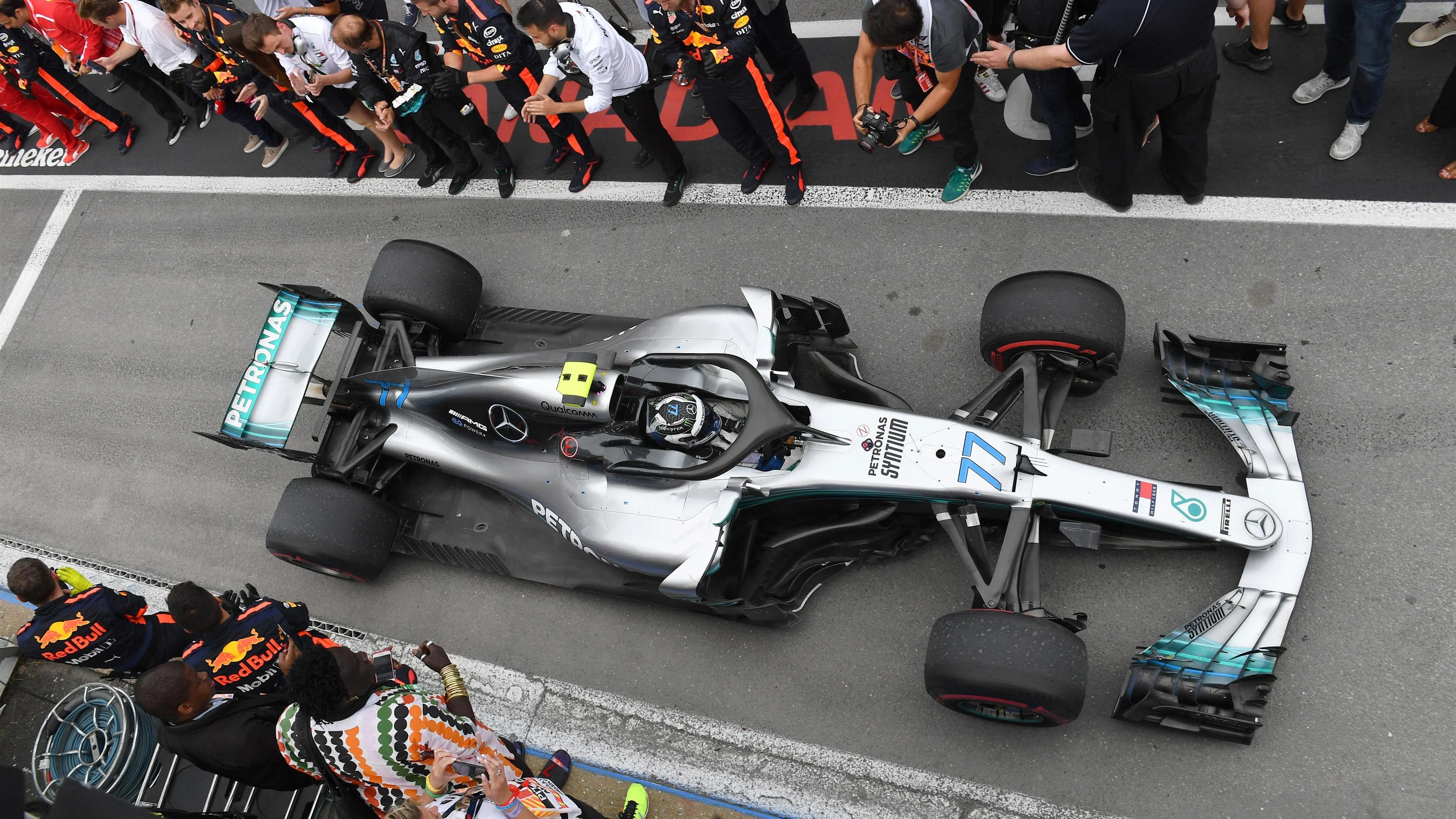 Valtteri Bottas (FIN) Mercedes-AMG F1 W09 EQ Power+ arrives in parc ferme at Formula One World