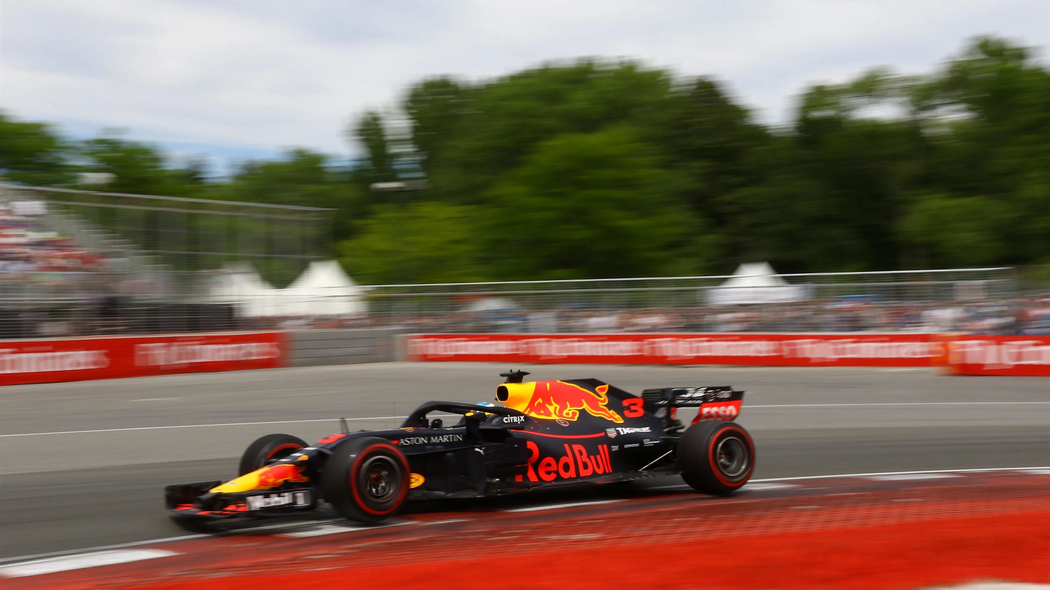Daniel Ricciardo (AUS) Red Bull Racing RB14 at Formula One World Championship, Rd7, Canadian Grand