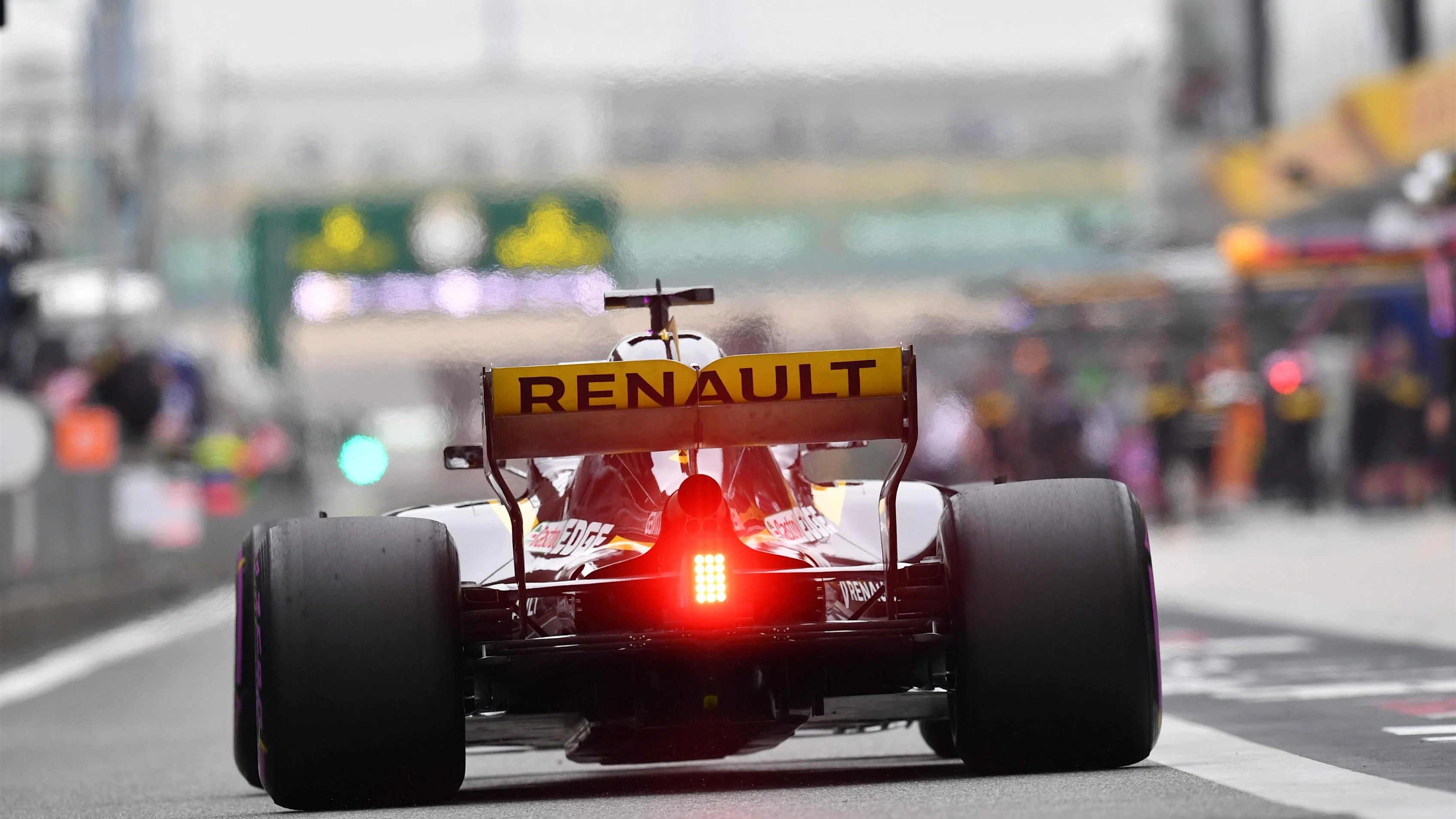 Nico Hulkenberg (GER) Renault Sport F1 Team RS18 at Formula One World Championship, Rd3, Chinese Grand Prix, Practice, Shanghai, China, Friday 13 April 2018. © Mark Sutton/Sutton Images