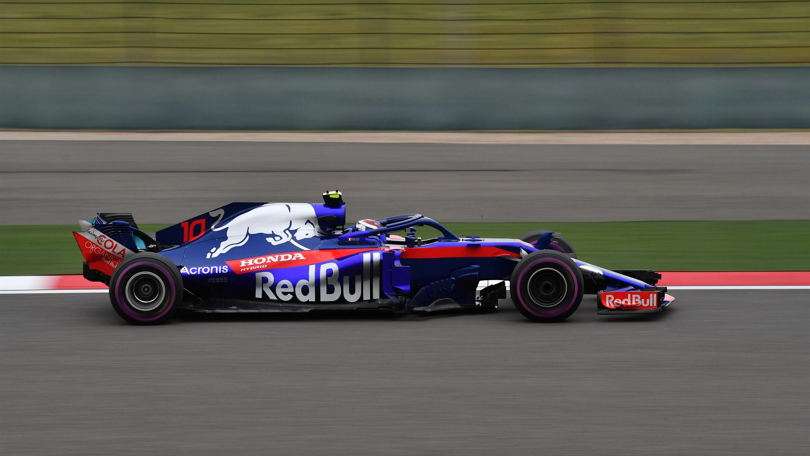 Pierre Gasly (FRA) Scuderia Toro Rosso STR13 at Formula One World Championship, Rd3, Chinese Grand Prix, Practice, Shanghai, China, Friday 13 April 2018. © Jerry Andre/Sutton Images