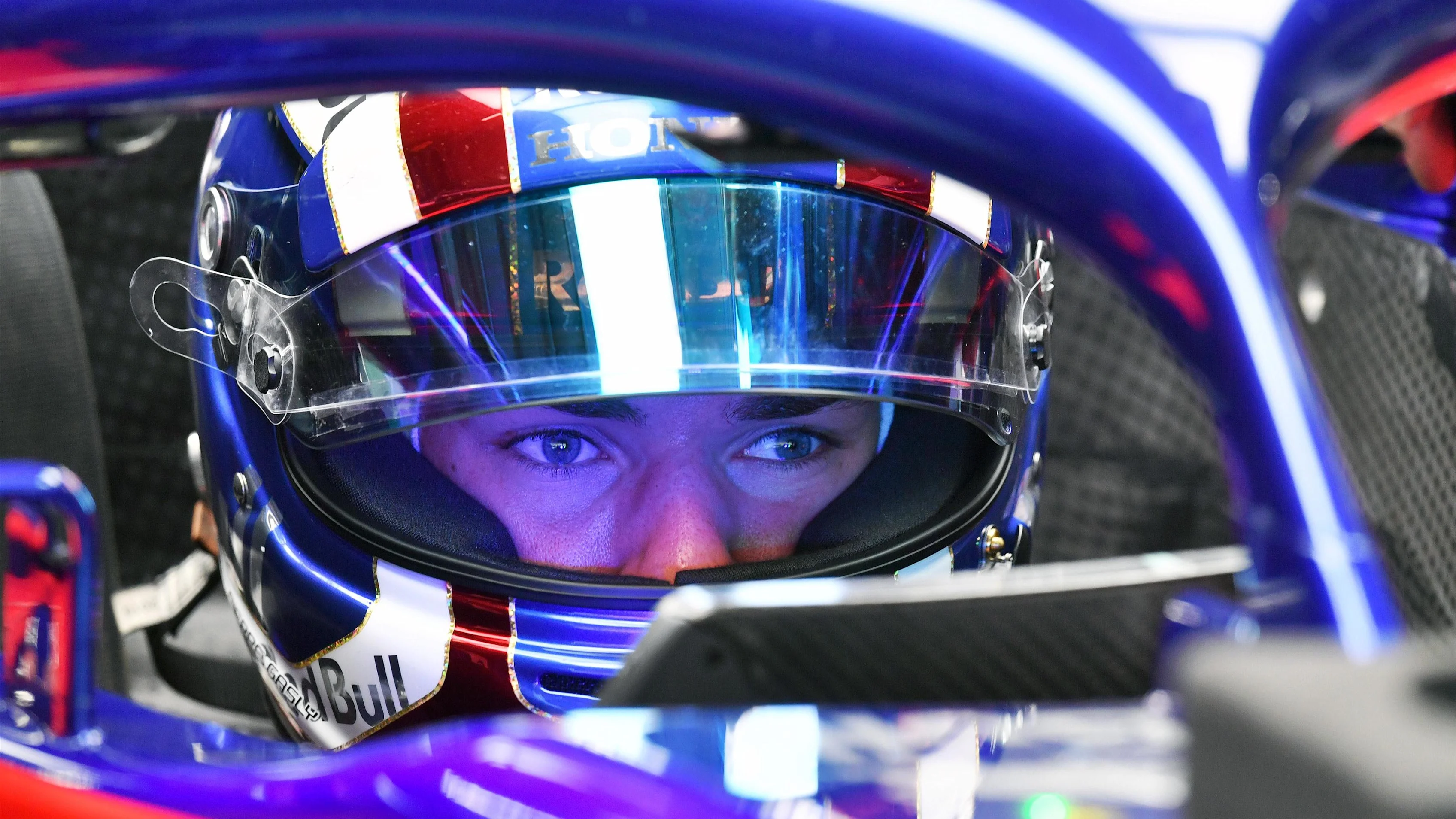 Pierre Gasly (FRA) Scuderia Toro Rosso STR13 at Formula One World Championship, Rd3, Chinese Grand Prix, Qualifying, Shanghai, China, Saturday 14 April 2018. © Mark Sutton/Sutton Images