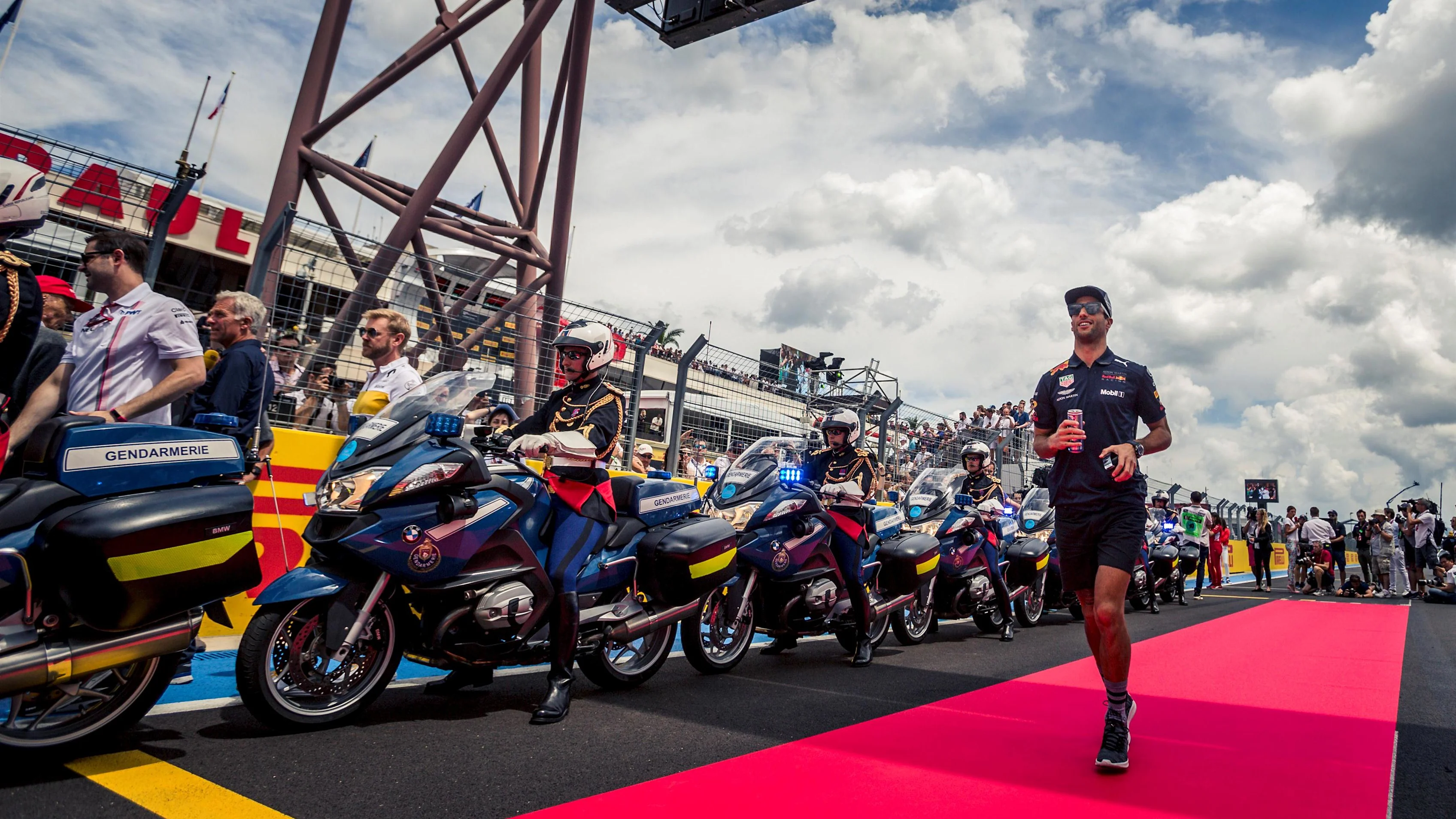 Daniel Ricciardo (AUS) Red Bull Racing on the drivers parade at Formula One World Championship, Rd8, French Grand Prix, Race, Paul Ricard, France, Sunday 24 June 2018. © Manuel Goria/Sutton Images