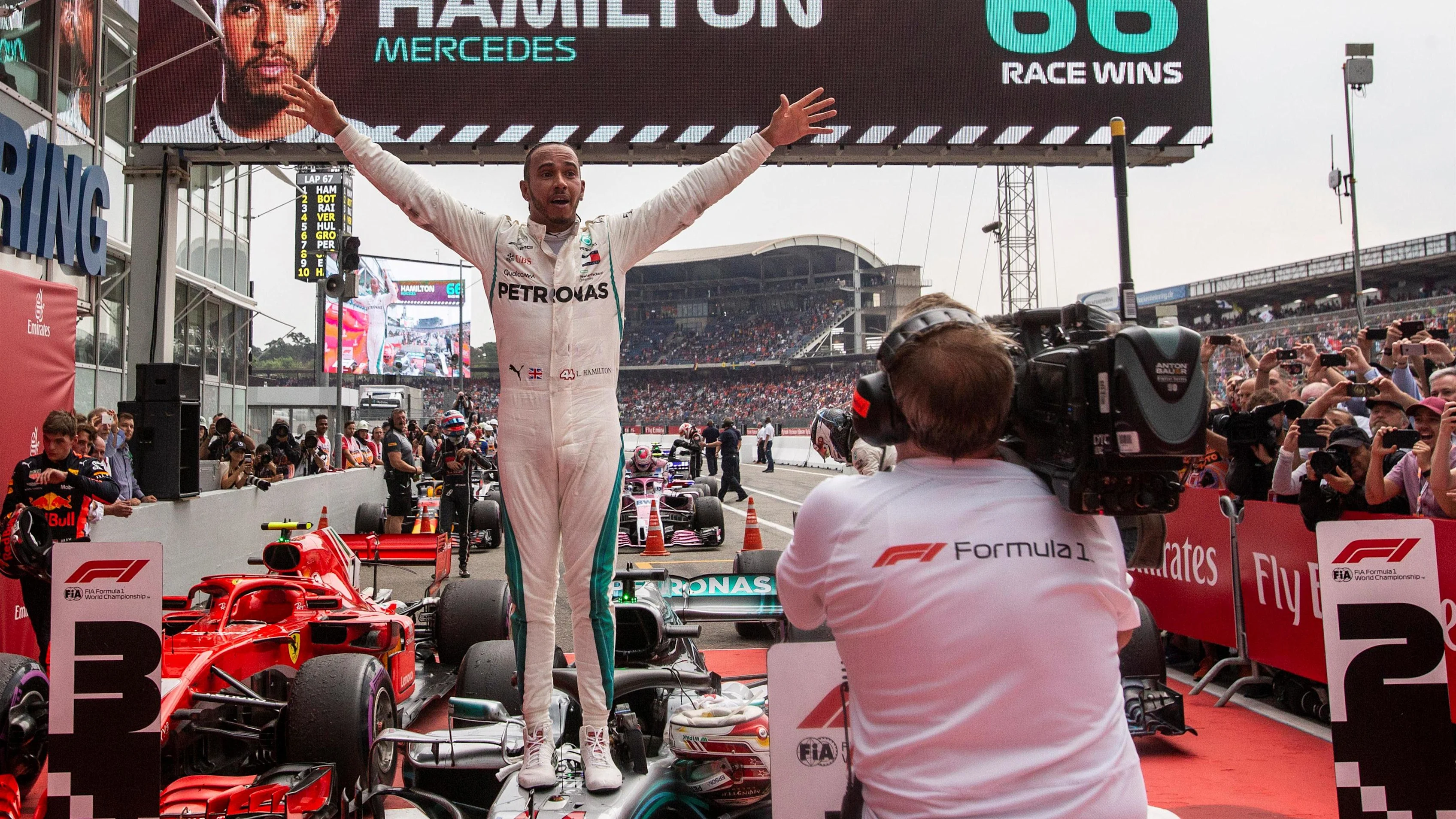 Lewis Hamilton (GBR) Mercedes-AMG F1 celebrates in parc ferme at Formula One World Championship,