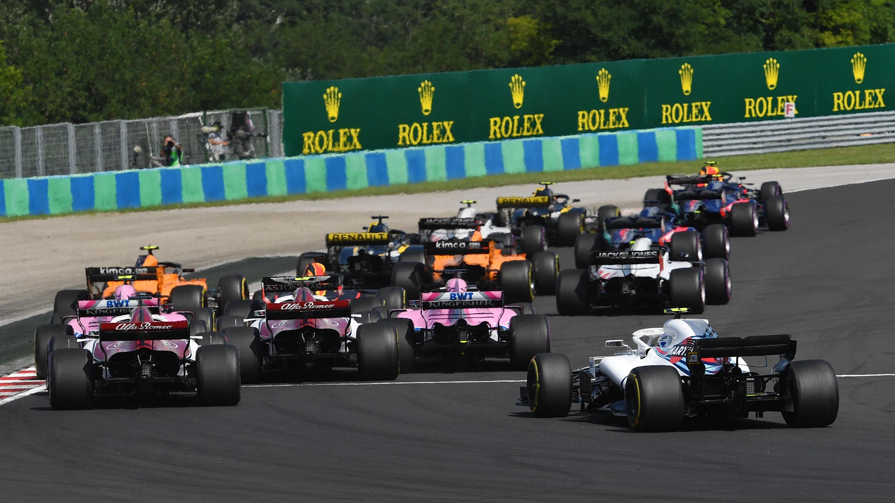 Sergey Sirotkin (RUS) Williams FW41 at the start of the race at Formula One World Championship,