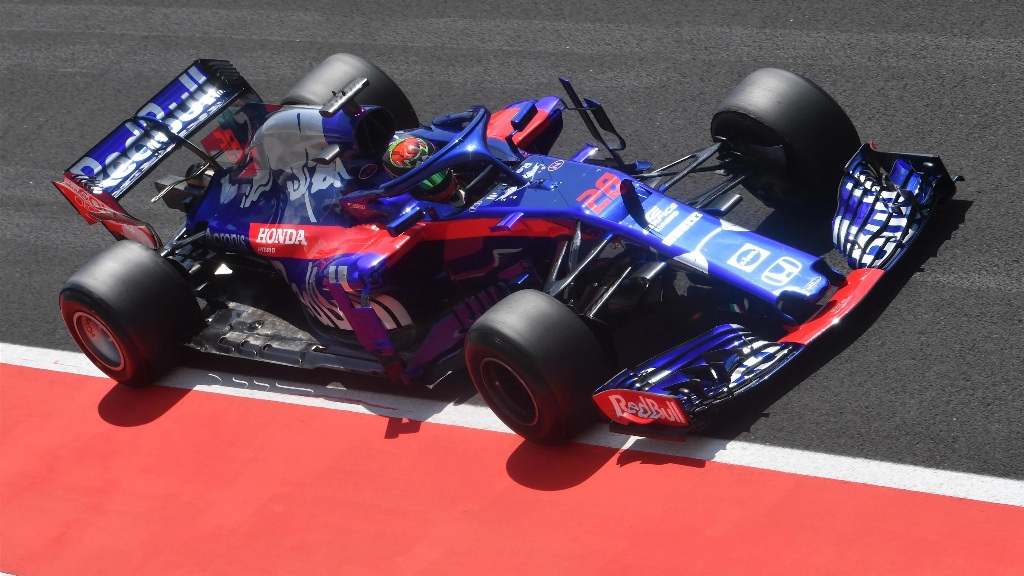 Brendon Hartley (NZL) Scuderia Toro Rosso STR13 at Formula One Testing, Day One, Hungaroring,