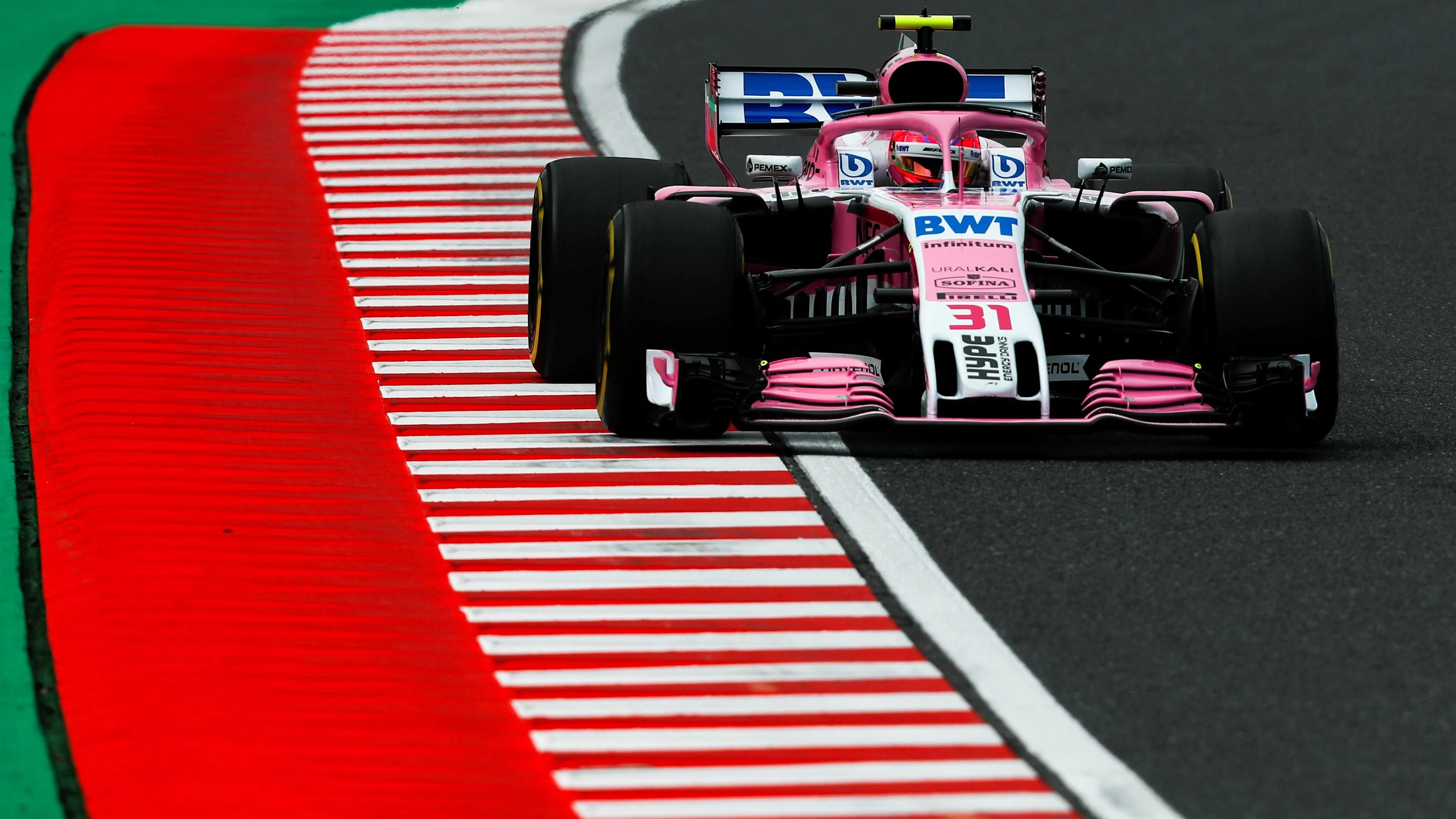 Esteban Ocon, Racing Point Force India VJM11 at Formula One World Championship, Rd17, Japanese