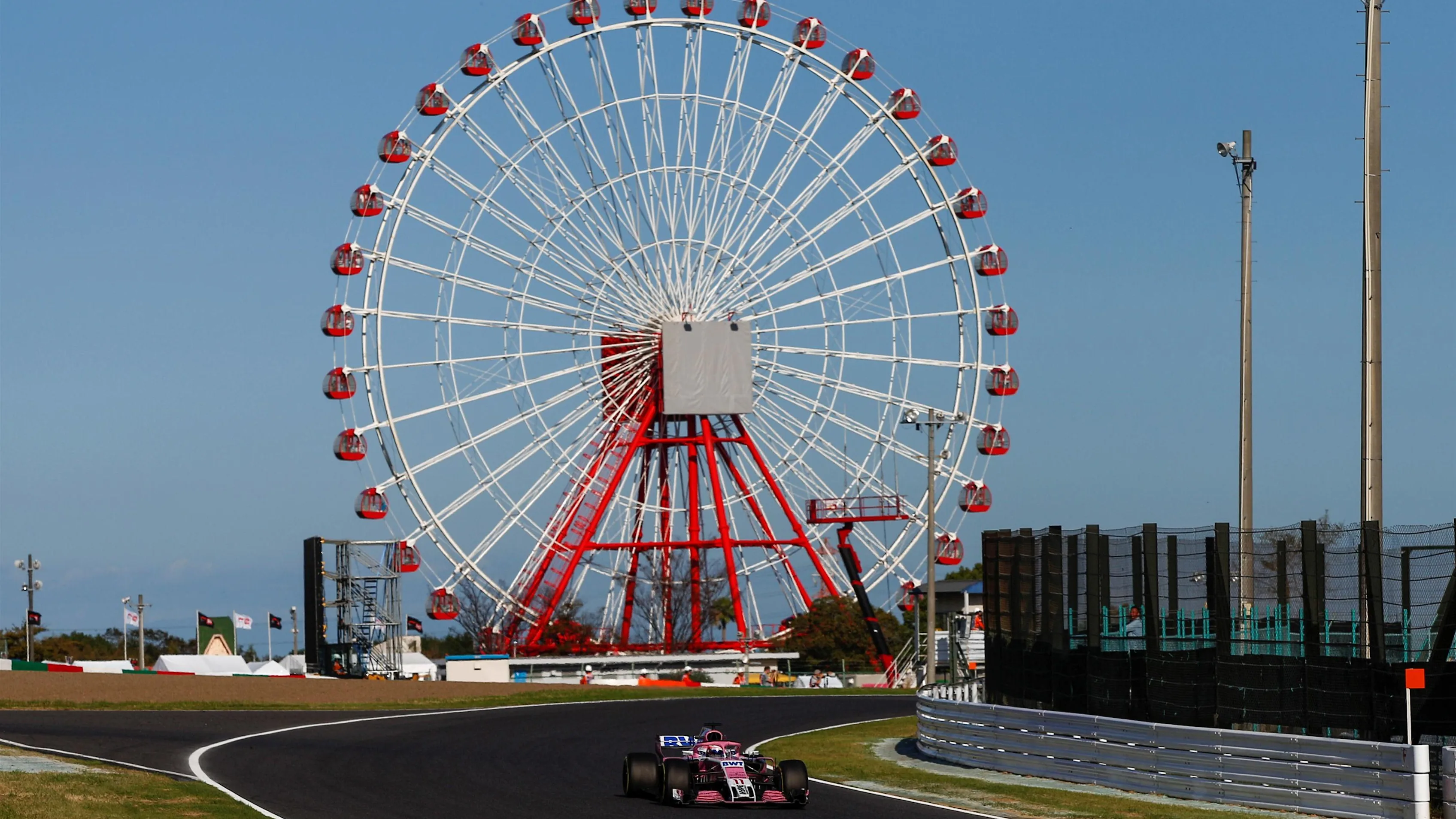 Sergio Perez, Racing Point Force India VJM11 at Formula One World Championship, Rd17, Japanese