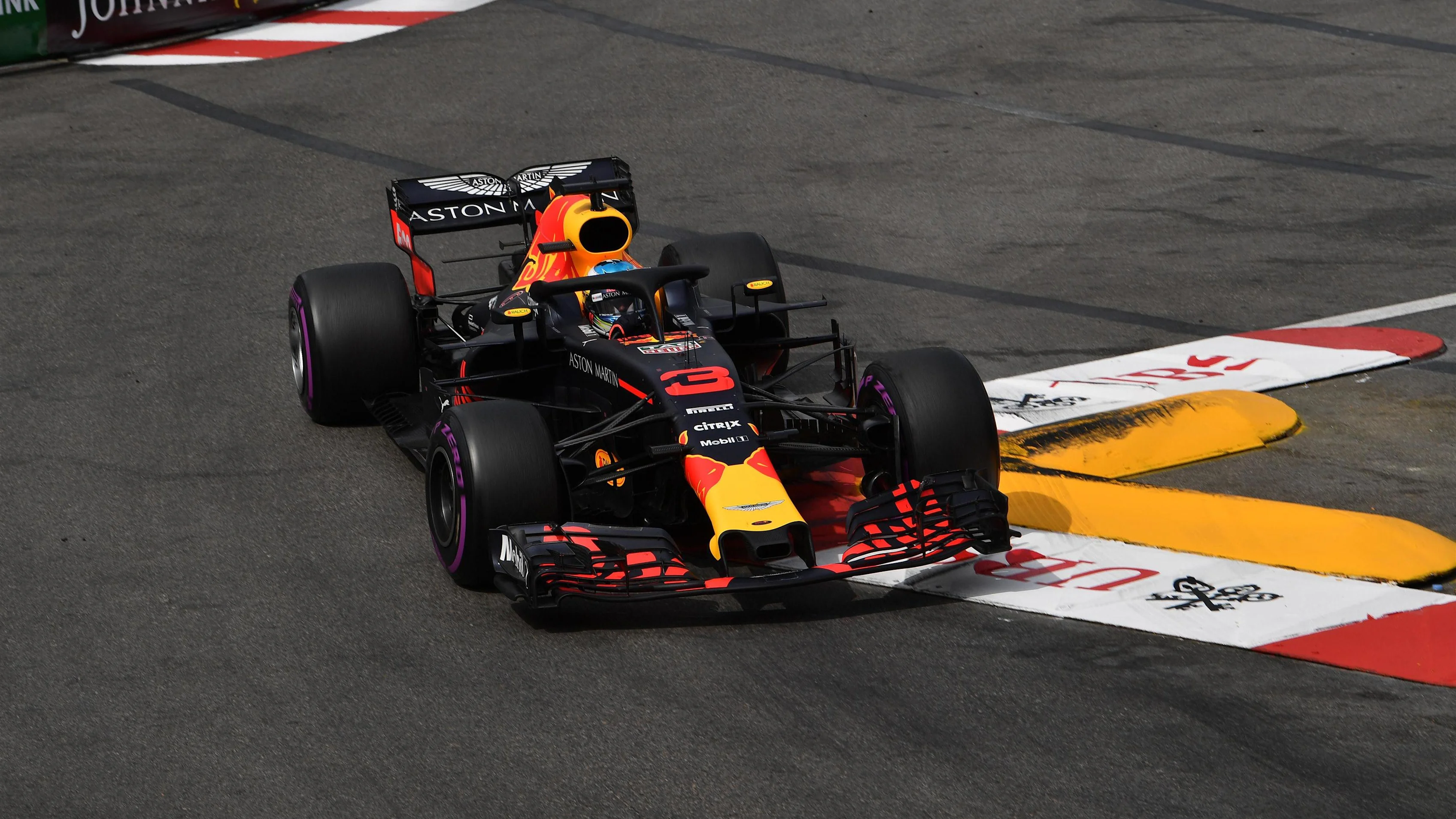 Daniel Ricciardo (AUS) Red Bull Racing RB14 at Formula One World Championship, Rd6, Monaco Grand