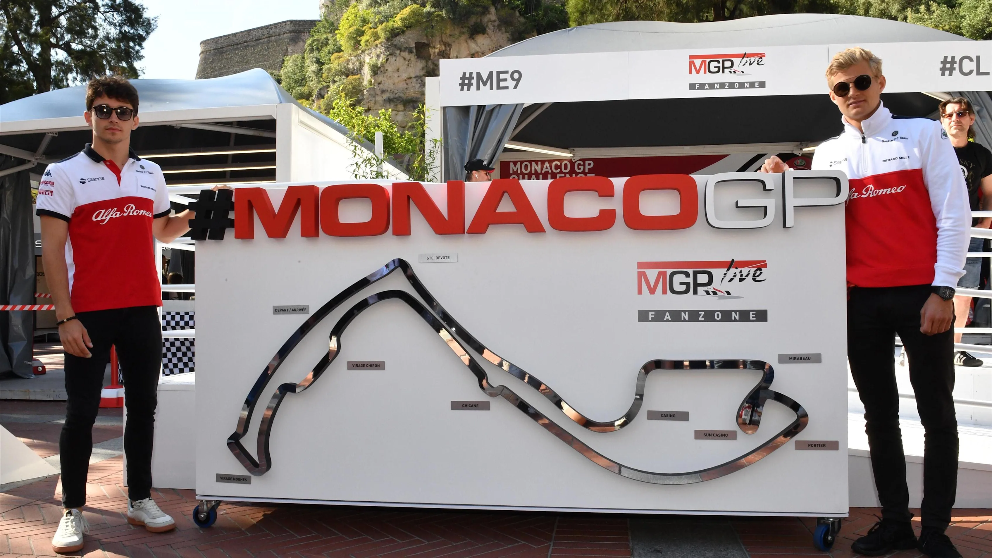 Charles Leclerc (MON) Alfa Romeo Sauber F1 Team and Marcus Ericsson (SWE) Alfa Romeo Sauber F1 Team at Formula One World Championship, Rd6, Monaco Grand Prix, Practice, Monte-Carlo, Monaco, Thursday 24 May 2018. © Mark Sutton/Sutton Images