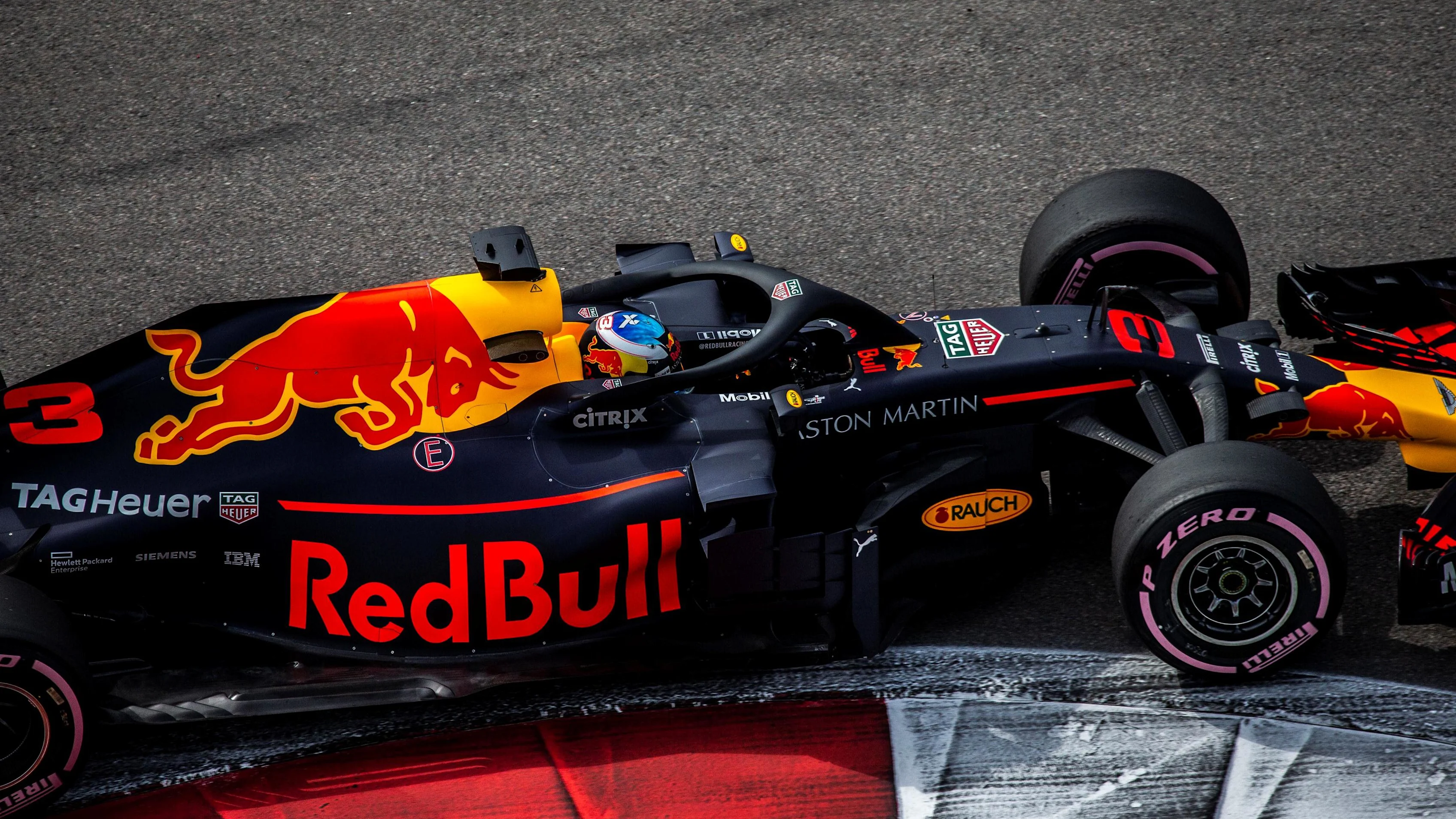 Daniel Ricciardo, Red Bull Racing RB14 at Formula One World Championship, Rd16, Russian Grand Prix,