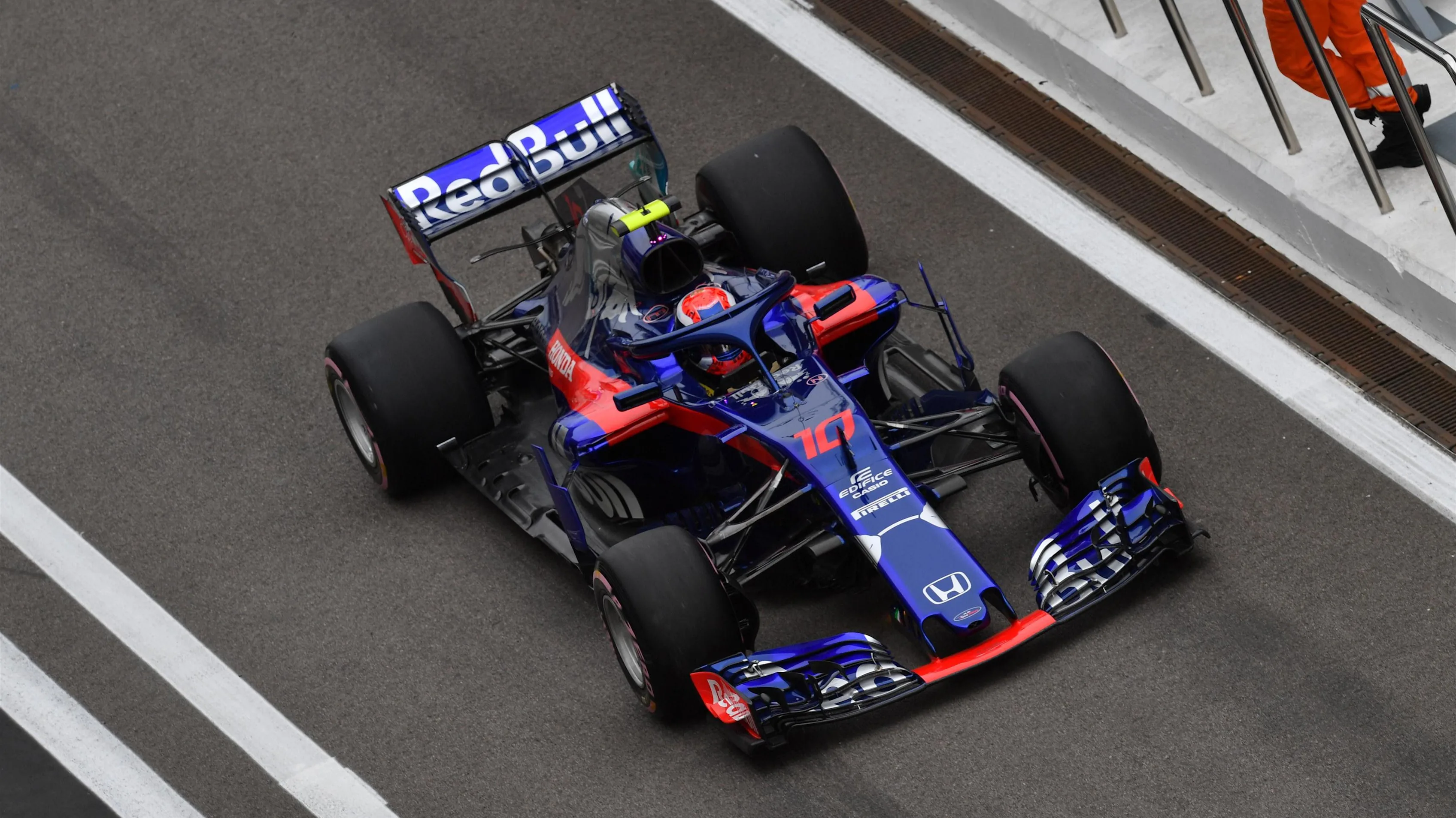 Pierre Gasly, Scuderia Toro Rosso STR13 at Formula One World Championship, Rd16, Russian Grand Prix, Practice, Sochi Autodrom, Sochi, Krasnodar Krai, Russia, Friday 28 September 2018.