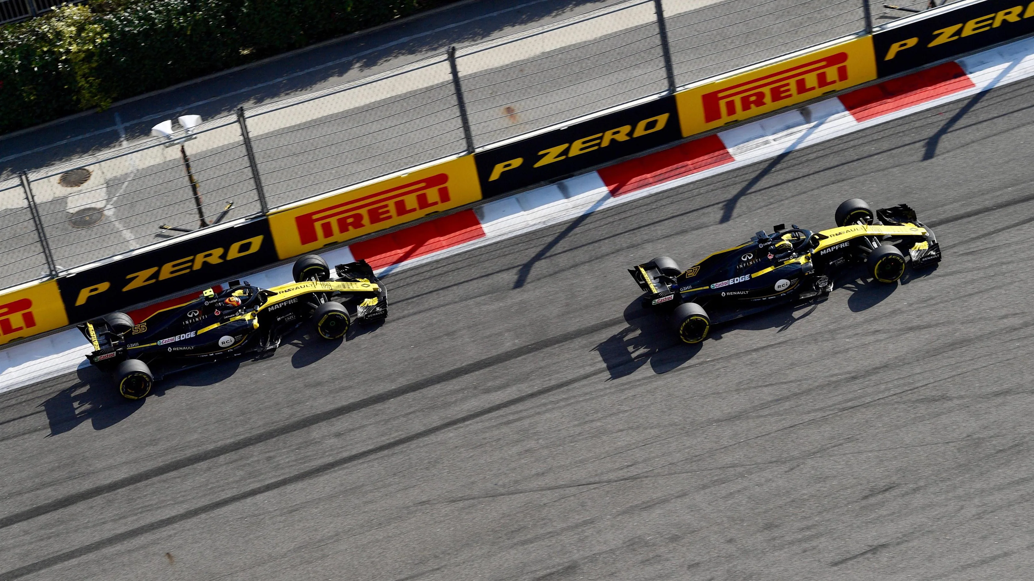 Nico Hulkenberg, Renault Sport F1 Team R.S. 18 and Carlos Sainz Jr, Renault Sport F1 Team R.S. 18