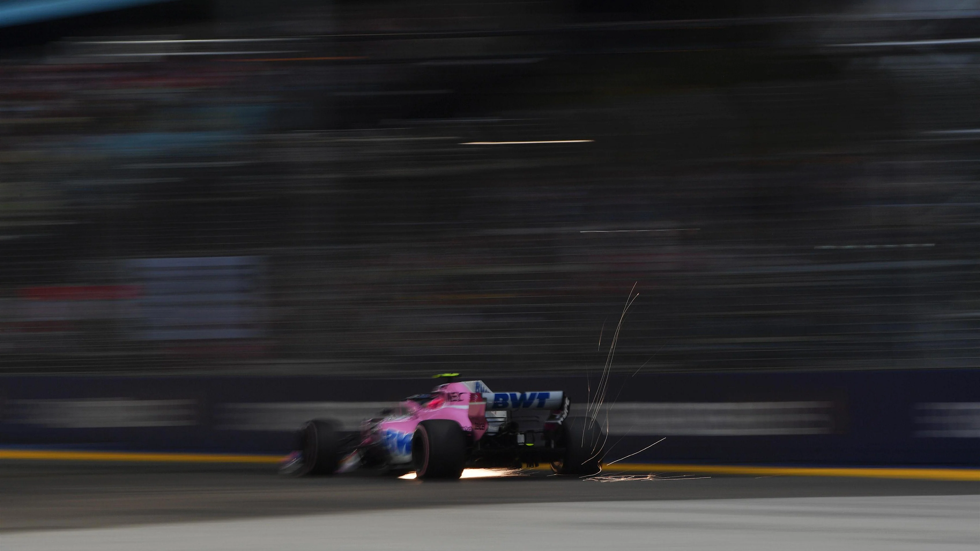Esteban Ocon, Racing Point Force India VJM11 sparks at Formula One World Championship, Rd15, Singapore Grand Prix, Qualifying, Marina Bay Circuit, Singapore, Saturday 15 September 2018.